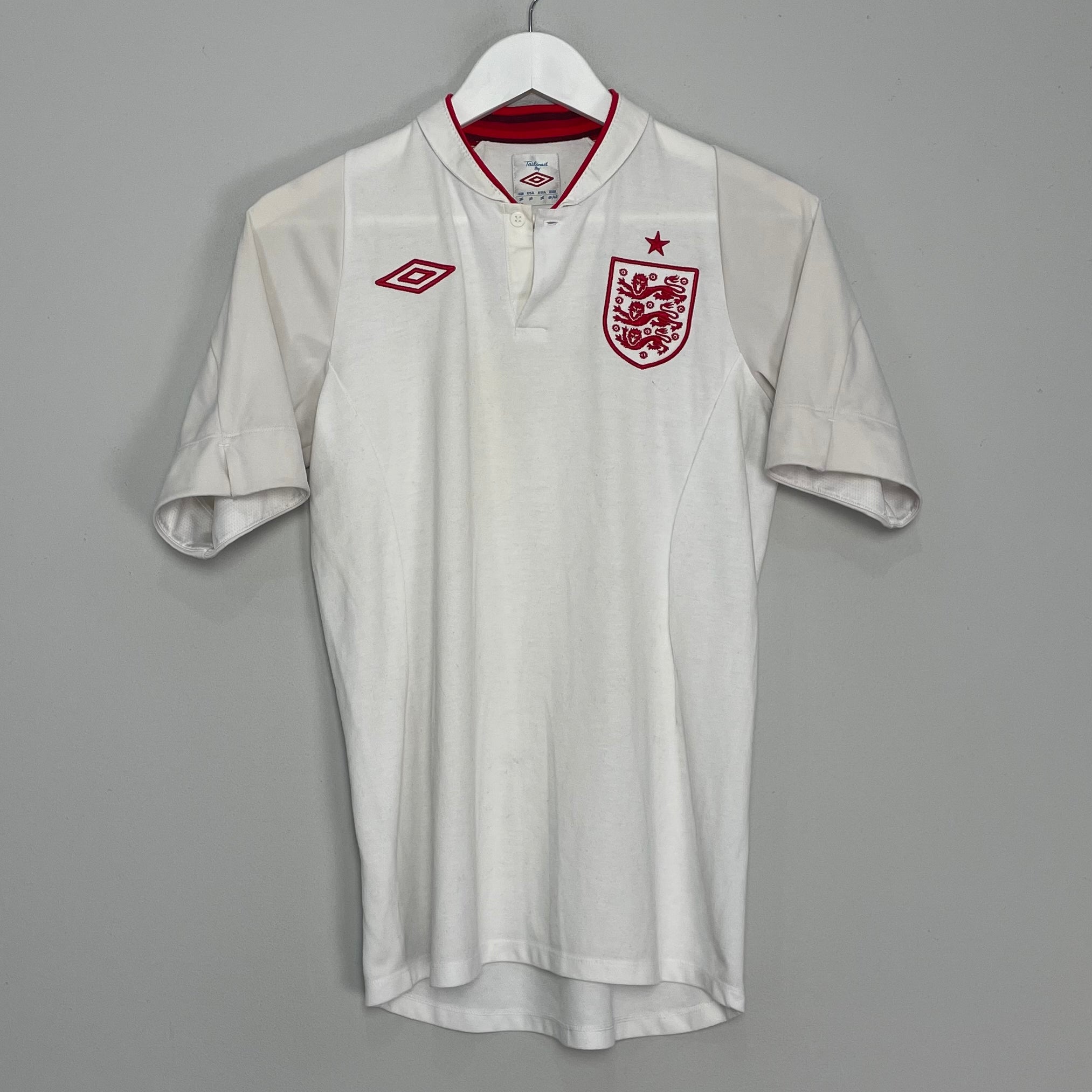 Shop 2012/13 ENGLAND HOME SHIRT (S) UMBRO, classic football shirts, vintage football shirts & retro soccer jerseys at Cult Kits