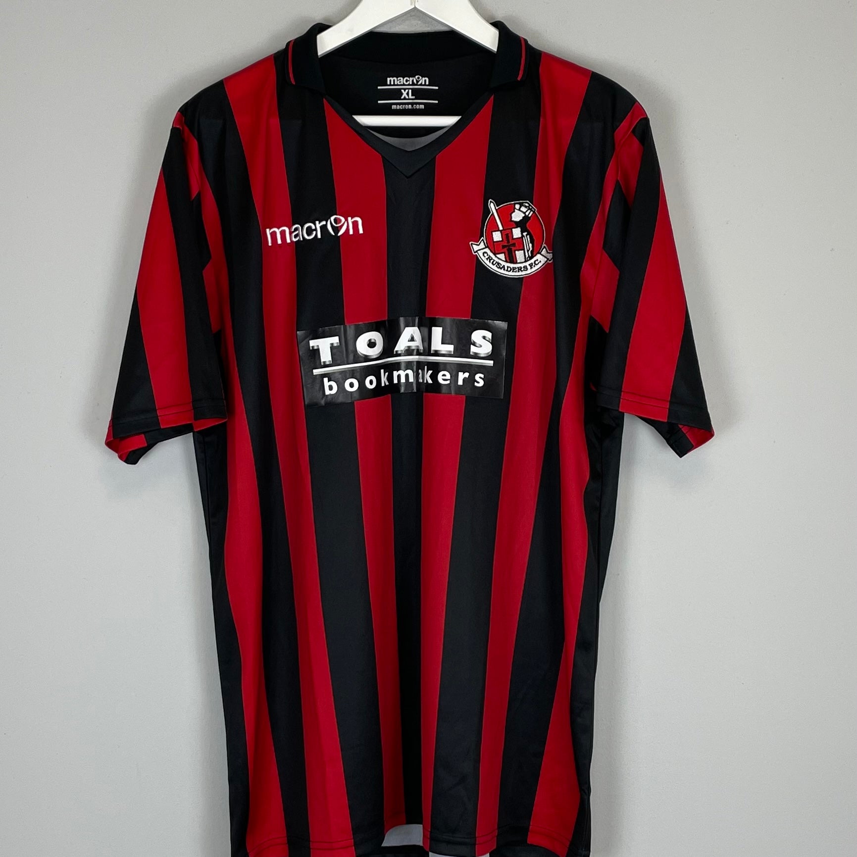 Shop 2014/15 CRUSADERS HOME SHIRT (XL) MACRON, classic football shirts, vintage football shirts & retro soccer jerseys at Cult Kits
