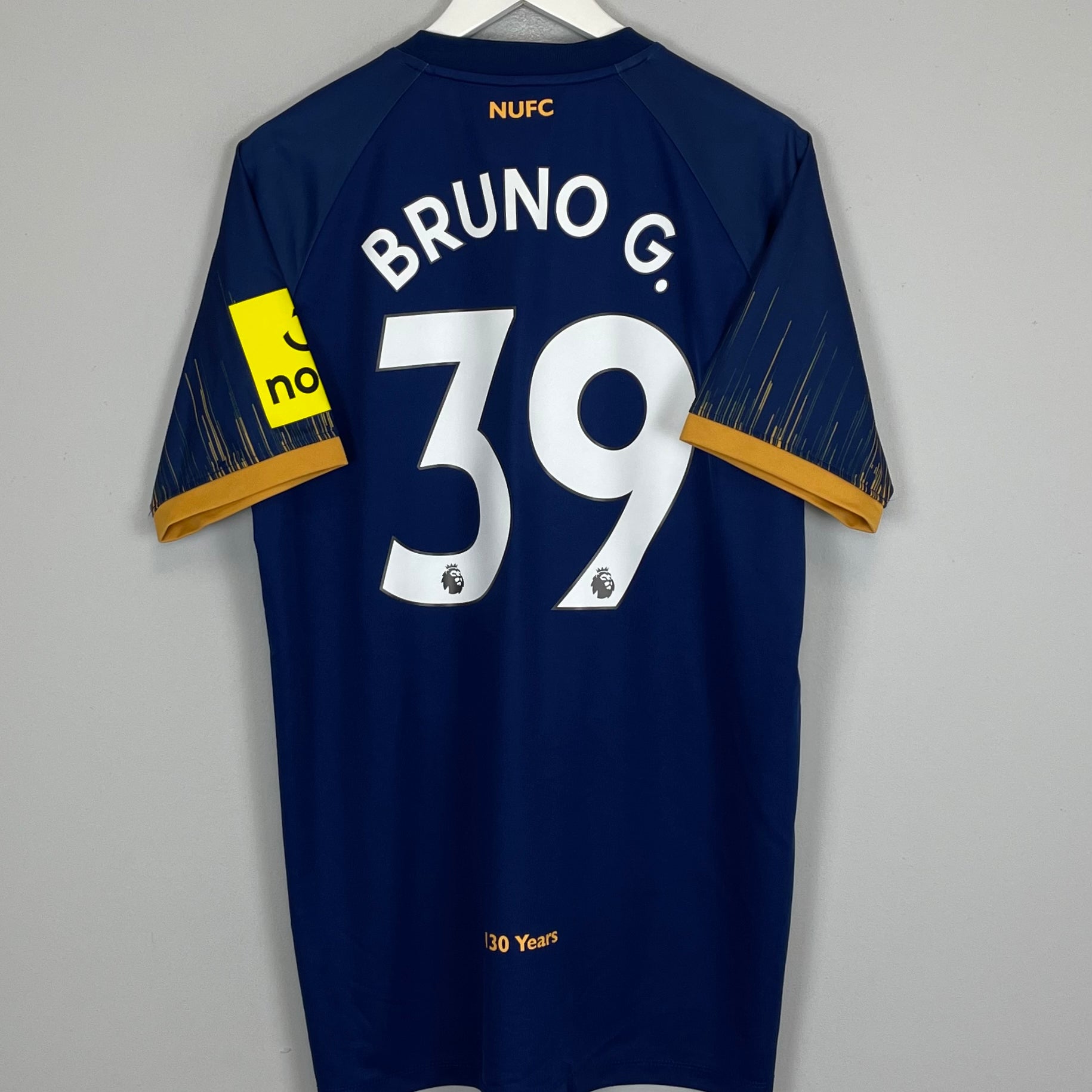 Shop 2022/23 NEWCASTLE UNITED BRUNO G. #39 AWAY SHIRT (XL) CASTORE, classic football shirts, vintage football shirts & retro soccer jerseys at Cult Kits