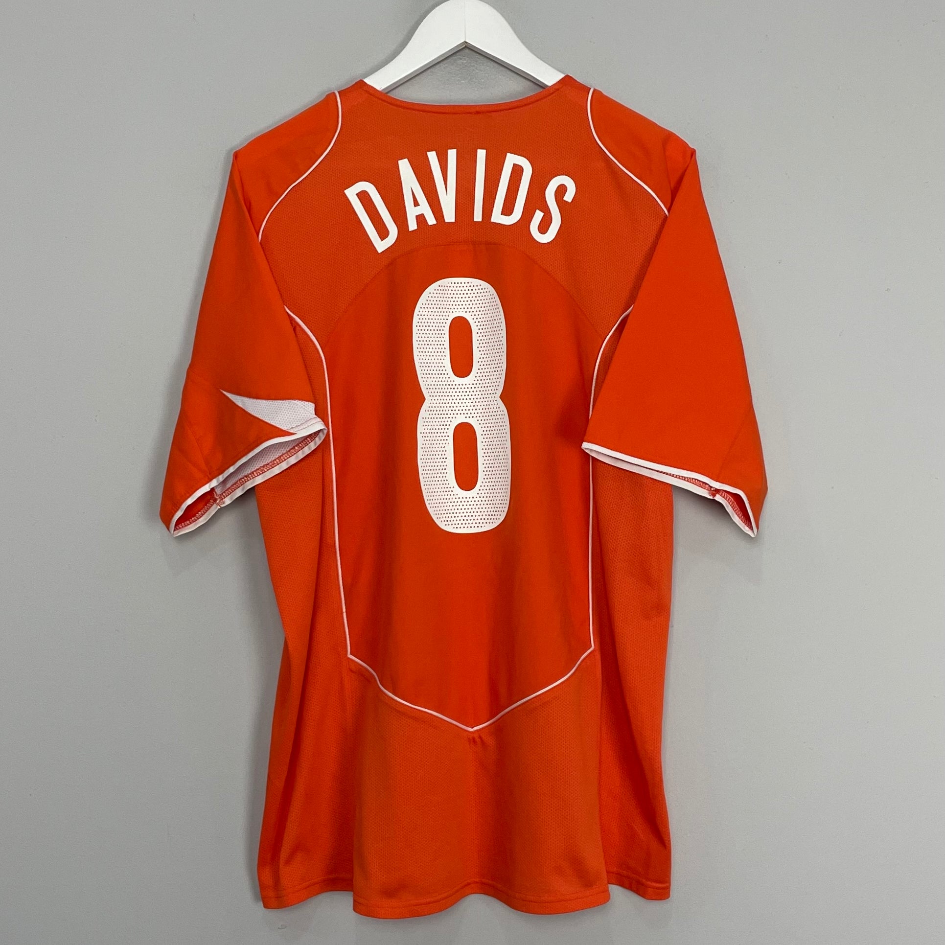 Shop 2004/06 NETHERLANDS DAVIDS #8 HOME SHIRT (L) NIKE, classic football shirts, vintage football shirts & retro soccer jerseys at Cult Kits