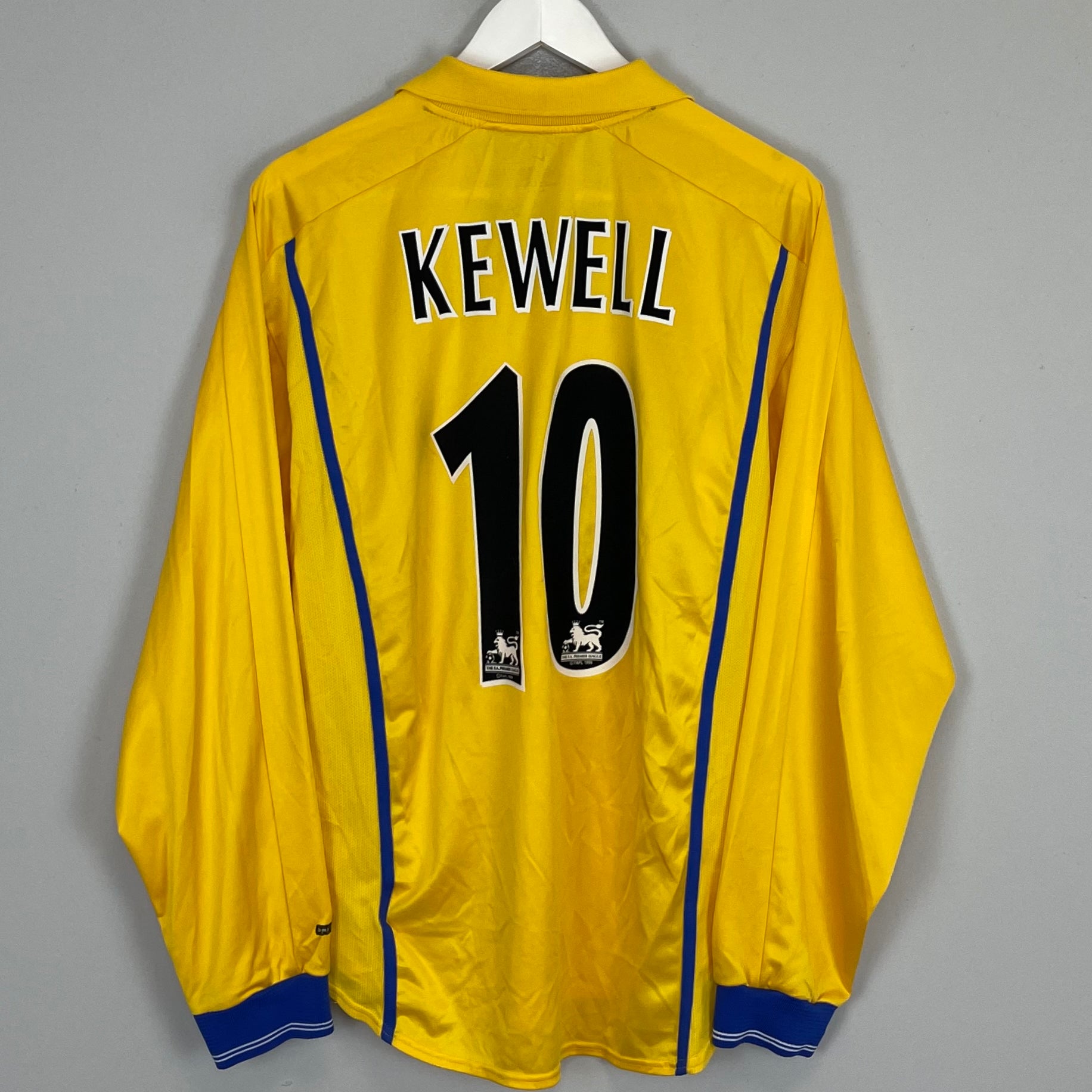 Shop 2000/02 LEEDS UNITED KEWELL #10 L/S AWAY SHIRT (L) NIKE, classic football shirts, vintage football shirts & retro soccer jerseys at Cult Kits