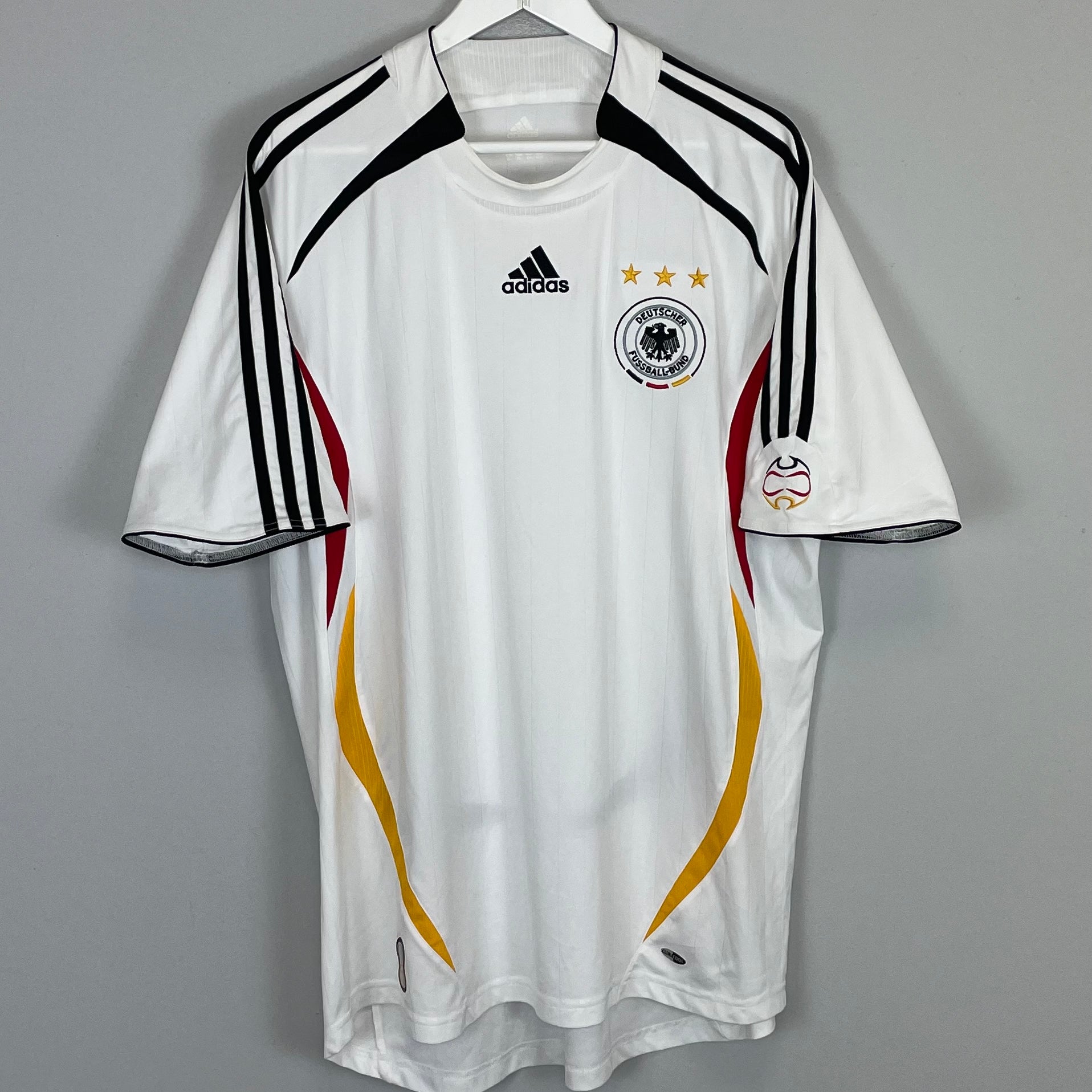 Shop 2006/08 GERMANY HOME SHIRT (XL) ADIDAS, classic football shirts, vintage football shirts & retro soccer jerseys at Cult Kits