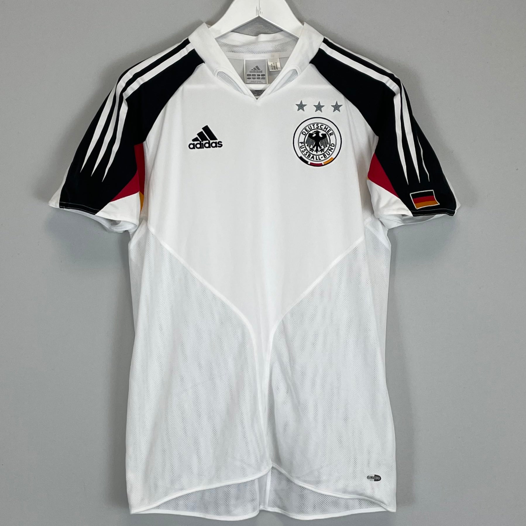 Shop 2004/05 GERMANY HOME SHIRT (S) ADIDAS, classic football shirts, vintage football shirts & retro soccer jerseys at Cult Kits