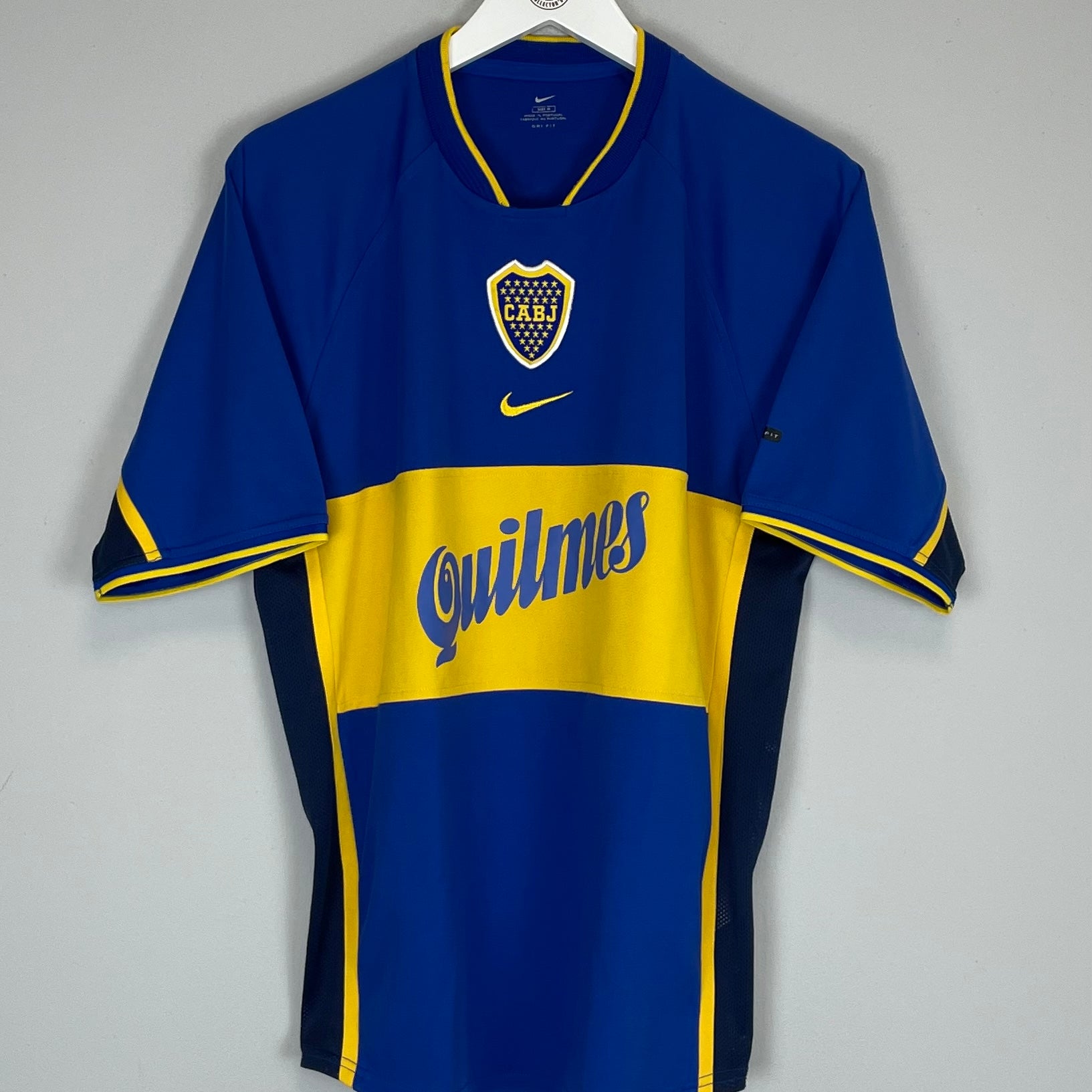 Shop 2001/02 BOCA JUNIORS HOME SHIRT (M) NIKE, classic football shirts, vintage football shirts & retro soccer jerseys at Cult Kits