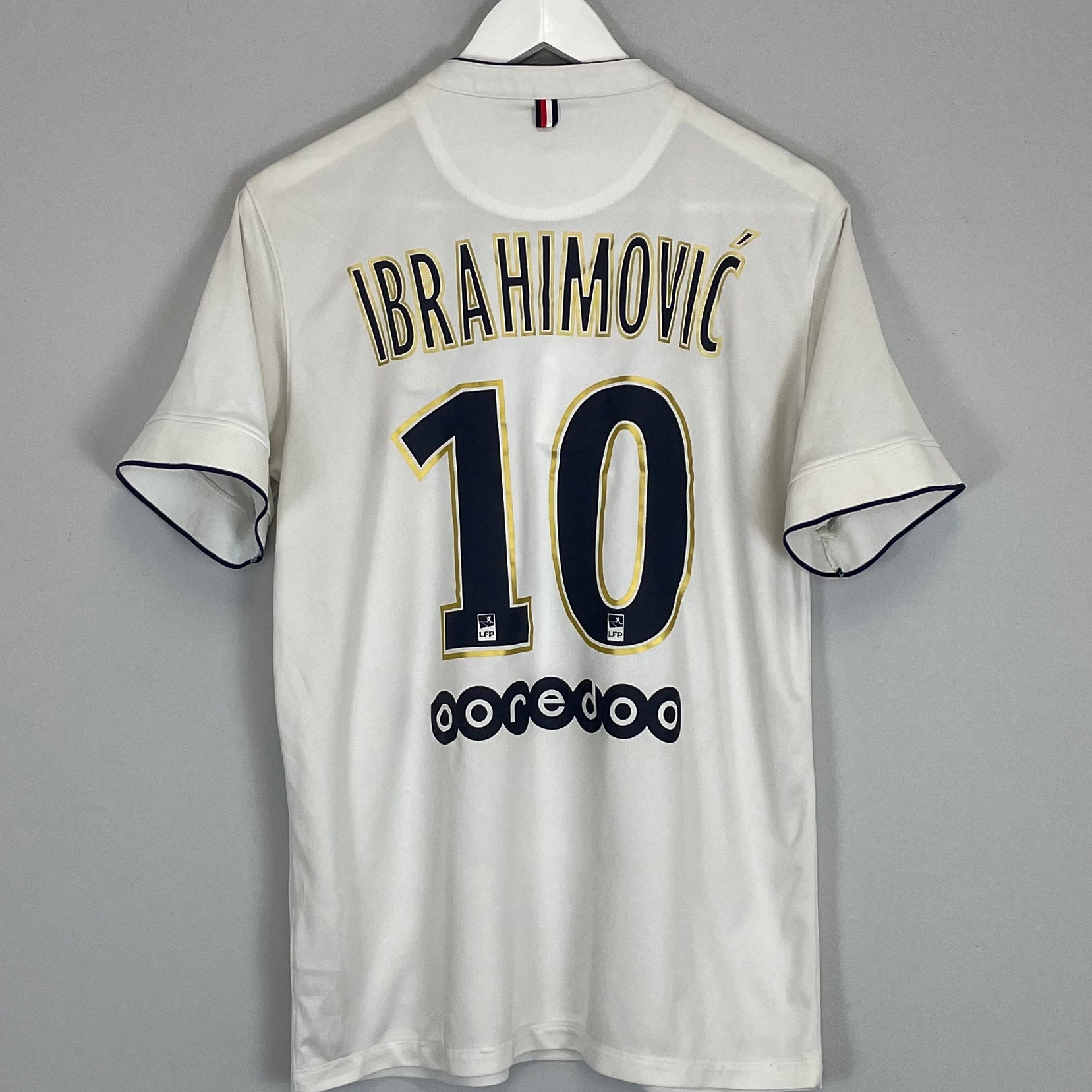 Shop 2014/15 PSG IBRAHIMOVIC #10 AWAY SHIRT (M) NIKE, classic football shirts, vintage football shirts & retro soccer jerseys at Cult Kits