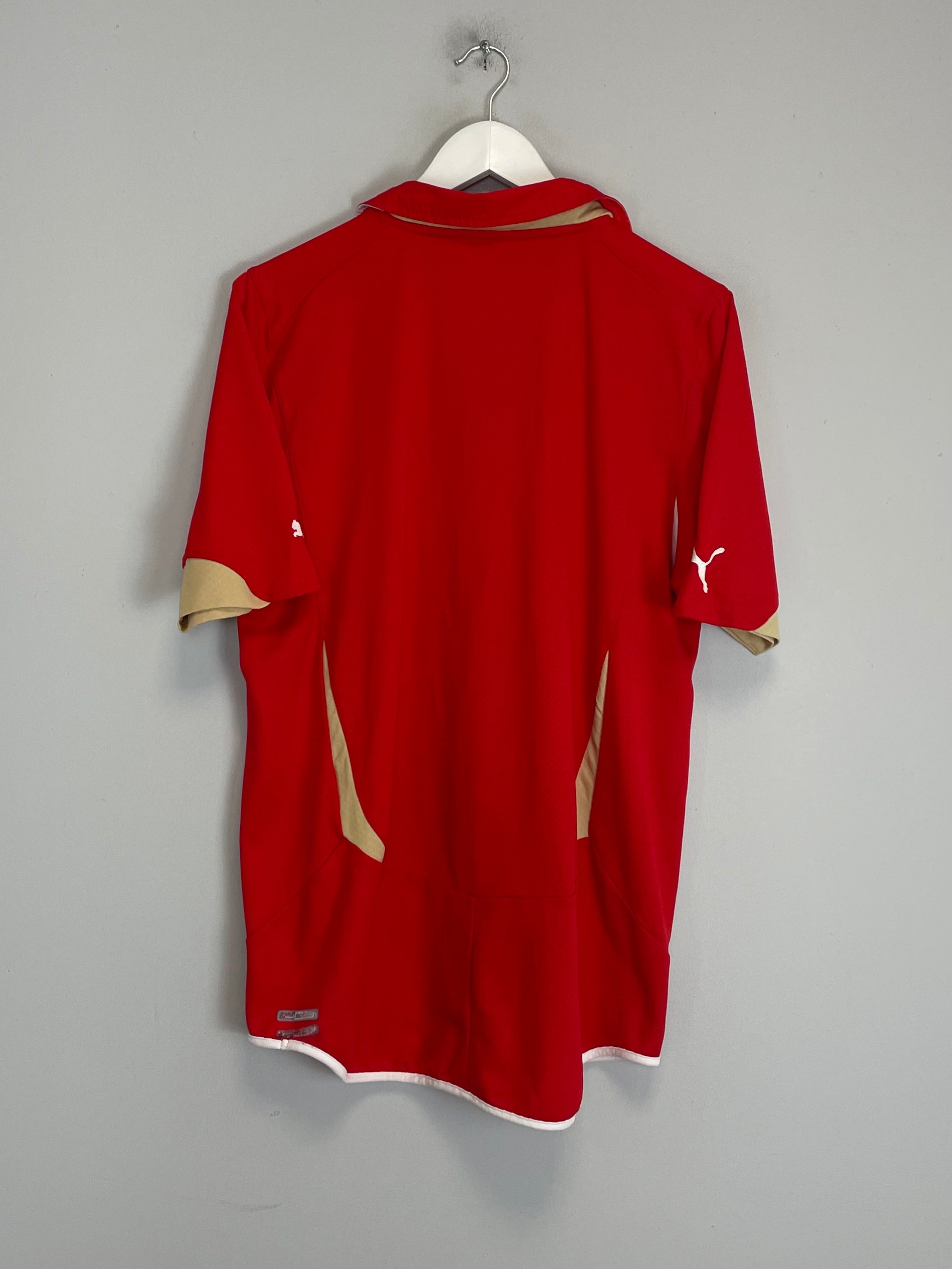 Shop 2010 BAHRAIN HOME SHIRT (M) PUMA, classic football shirts, vintage football shirts & retro soccer jerseys at Cult Kits