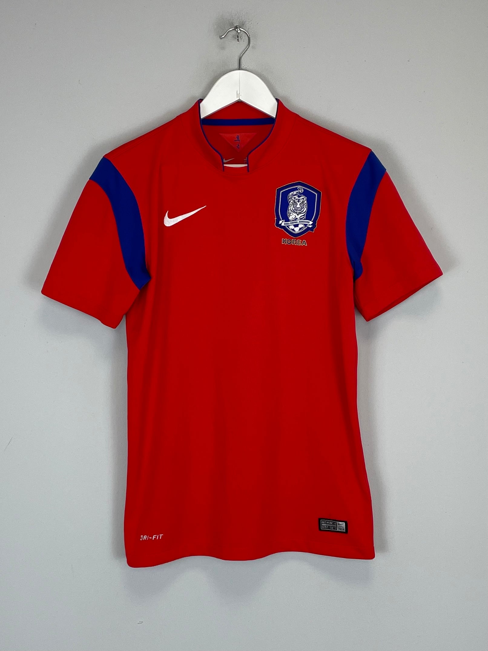 Shop 2014/15 SOUTH KOREA HOME SHIRT (S) NIKE, classic football shirts, vintage football shirts & retro soccer jerseys at Cult Kits