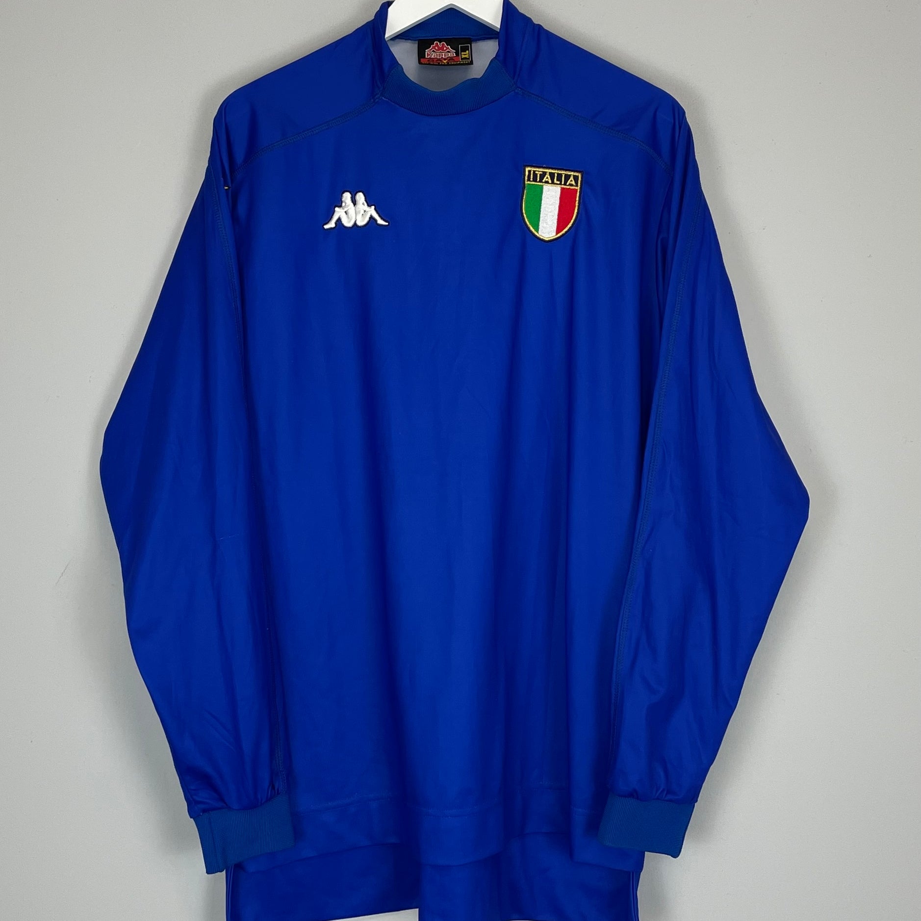 Shop 1998/99 ITALY #9 L/S HOME SHIRT (XL) KAPPA, classic football shirts, vintage football shirts & retro soccer jerseys at Cult Kits