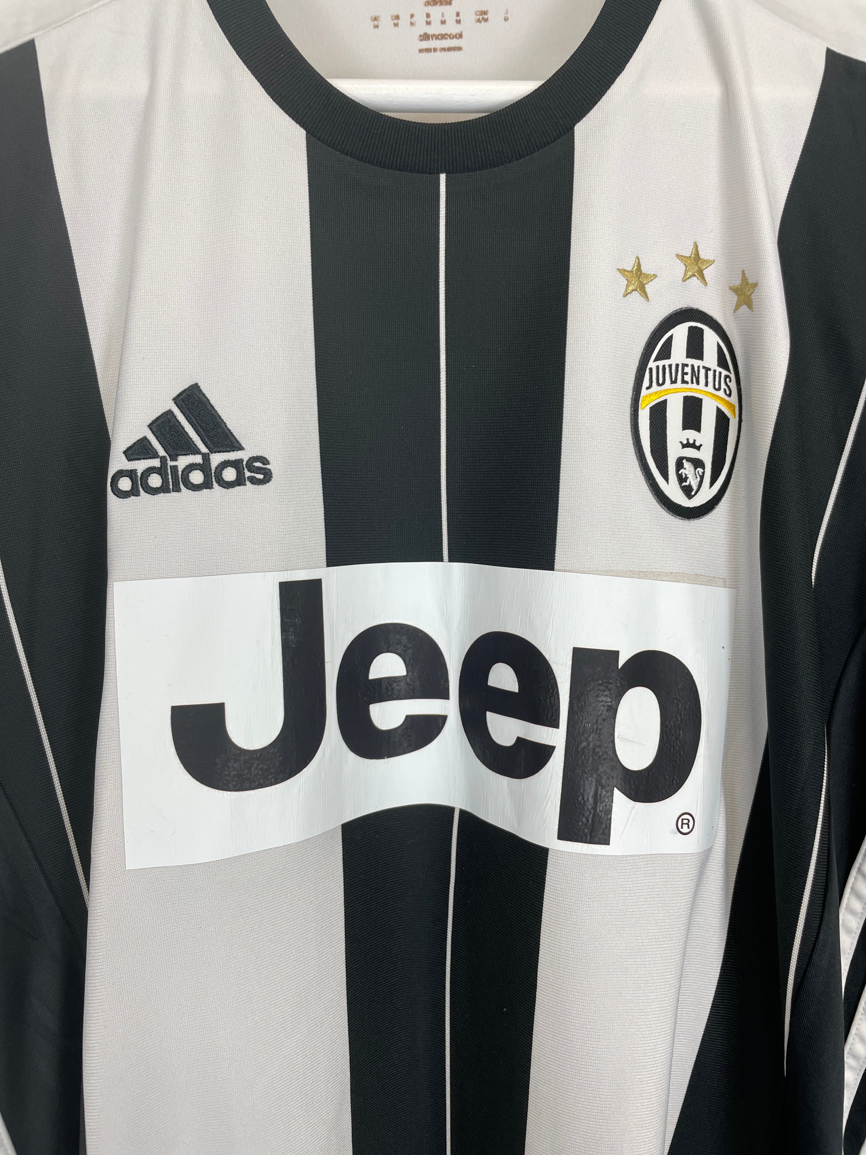Shop 2016/17 JUVENTUS HIGUAIN #9 HOME SHIRT (M) ADIDAS, classic football shirts, vintage football shirts & retro soccer jerseys at Cult Kits