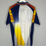 Shop 2002 CATALUNYA HOME SHIRT (M) PUMA, classic football shirts, vintage football shirts & retro soccer jerseys at Cult Kits