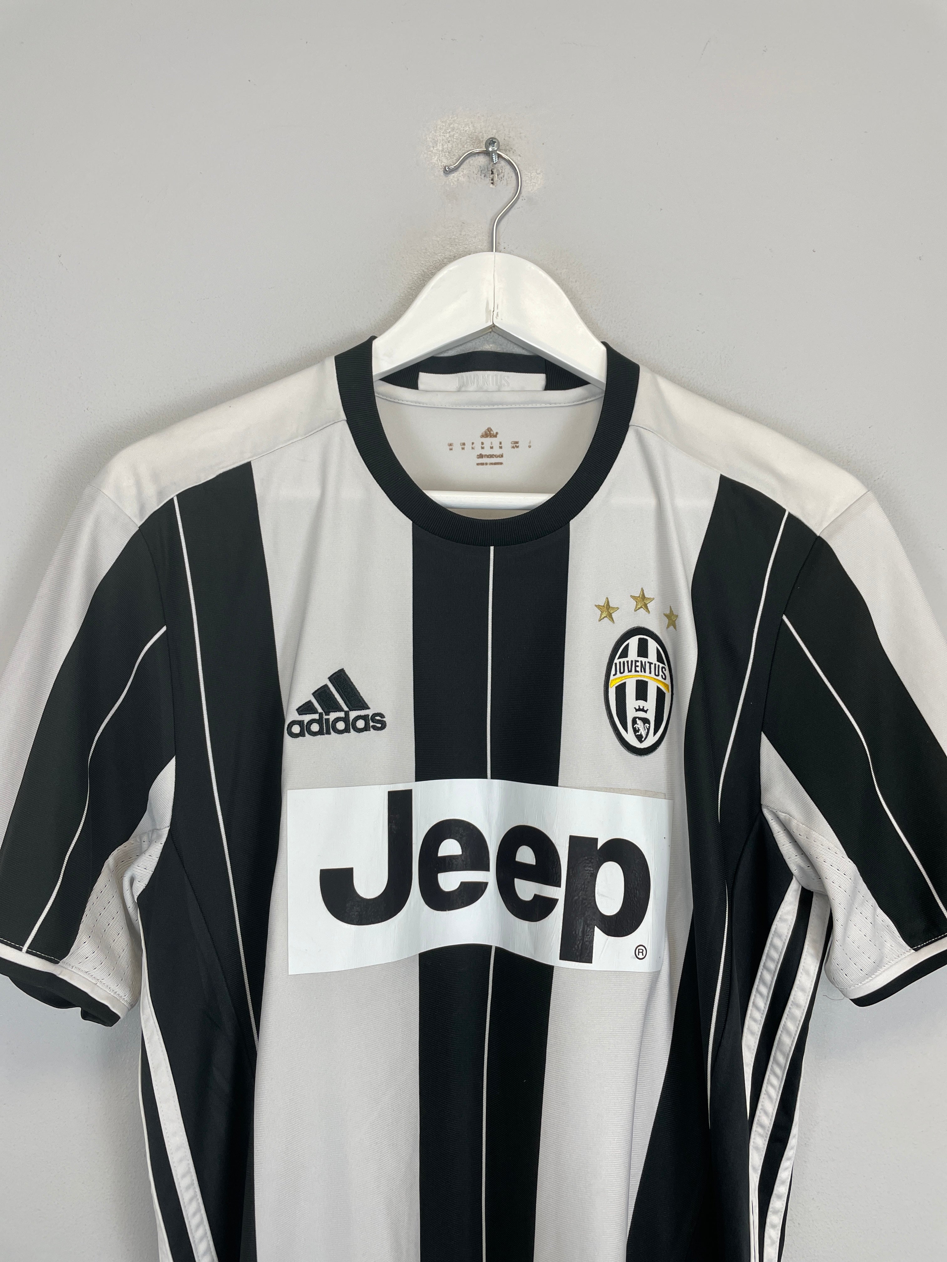 Shop 2016/17 JUVENTUS HIGUAIN #9 HOME SHIRT (M) ADIDAS, classic football shirts, vintage football shirts & retro soccer jerseys at Cult Kits