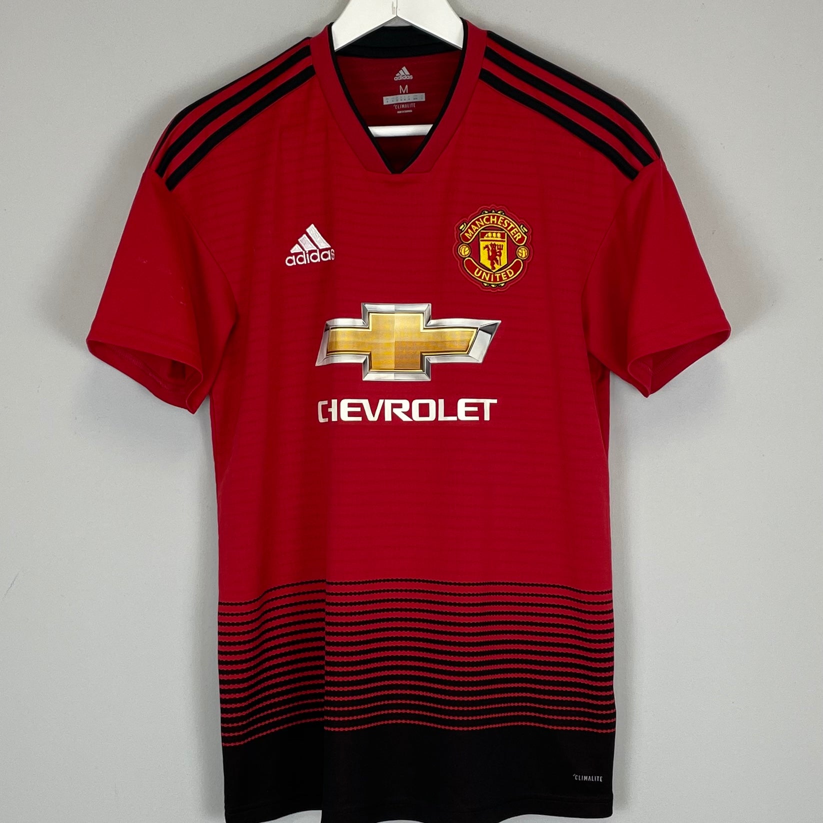 Shop 2018/19 MANCHESTER UNITED HOME SHIRT (M) ADIDAS, classic football shirts, vintage football shirts & retro soccer jerseys at Cult Kits