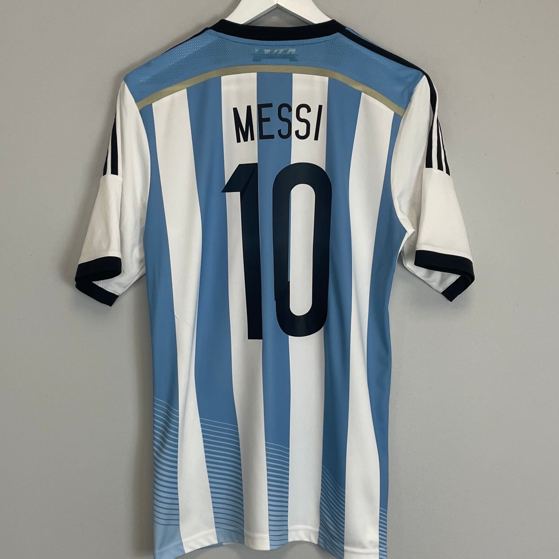 Shop 2013/15 ARGENTINA MESSI #10 HOME SHIRT (M) ADIDAS, classic football shirts, vintage football shirts & retro soccer jerseys at Cult Kits