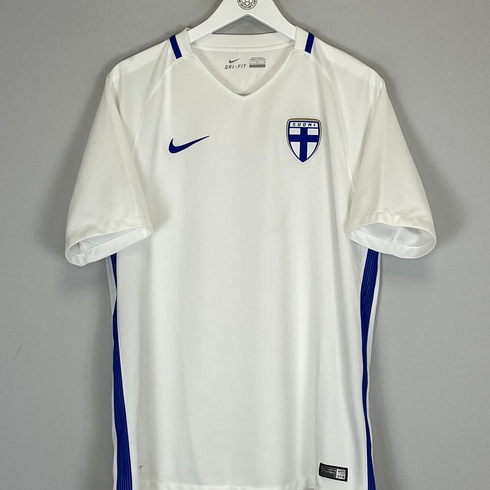 Shop 2016 FINLAND HOME SHIRT (L) NIKE, classic football shirts, vintage football shirts & retro soccer jerseys at Cult Kits