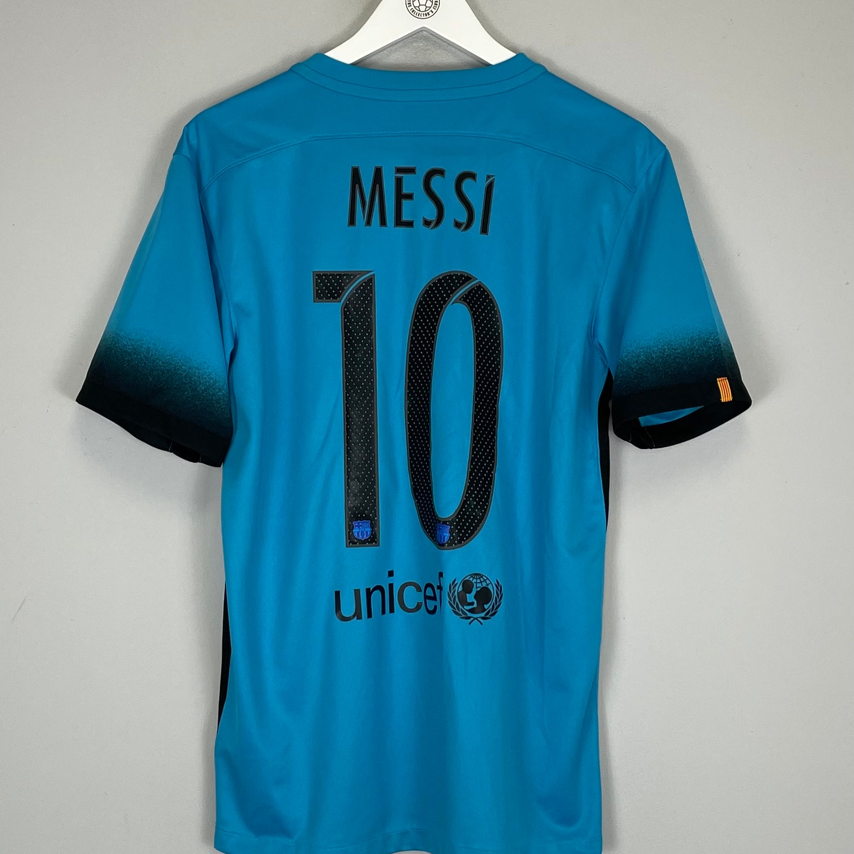 Shop 2015/16 BARCELONA MESSI #10 THIRD SHIRT (M) NIKE, classic football shirts, vintage football shirts & retro soccer jerseys at Cult Kits