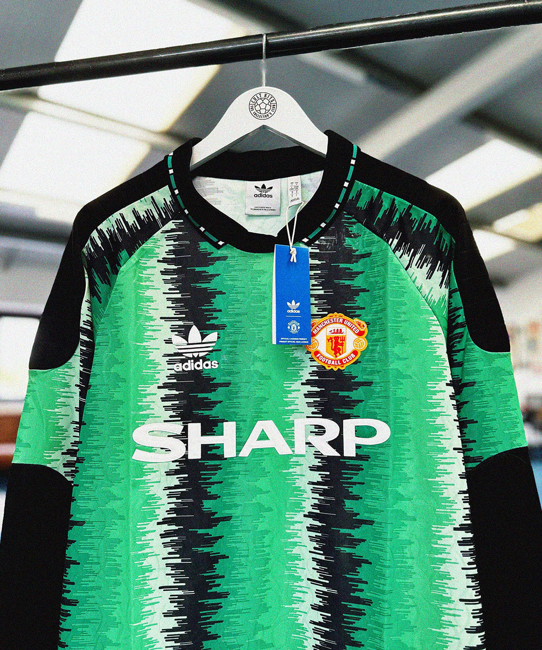 cult kits | daily drop | new in collection | Manchester United 90's adidas Originals , Home GK shirt , Schmeichel , retro , classic , vintage , football shirt , soccer jersey
