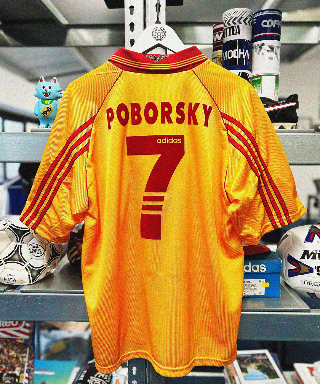 cult kits | just dropped , Benfica , Poborsky 7 , adidas , home football shirt , champions league , rare football shirt , soccer jersey , retro , classic football shirts.