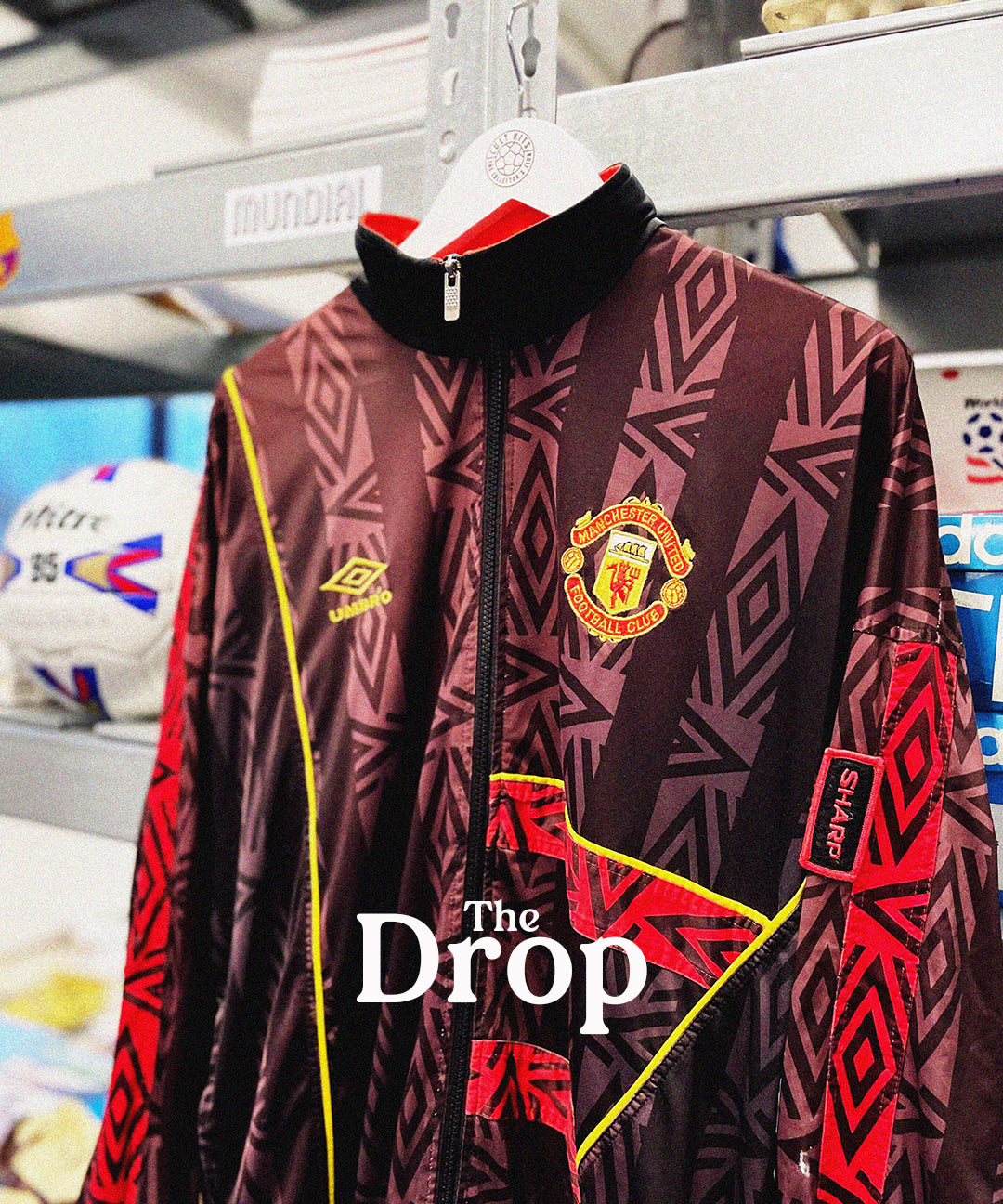 cult kits | new in collection , new shirts every day , classic ,  retro , vintage , football shirts , soccer jersey , authentic football shirts , authentic classic football shirts , authentic soccer jersey , Manchester United , MUFC , Umbro , Tracksuit Top , Jacket , Zip Top , 90's