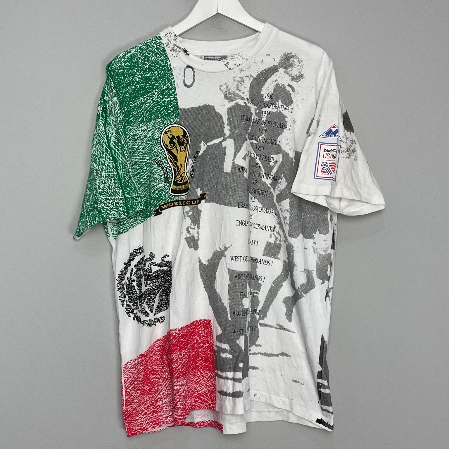 Shop USA 1994 WORLD CUP T-SHIRT (XL) OM, classic football shirts, vintage football shirts & retro soccer jerseys at Cult Kits