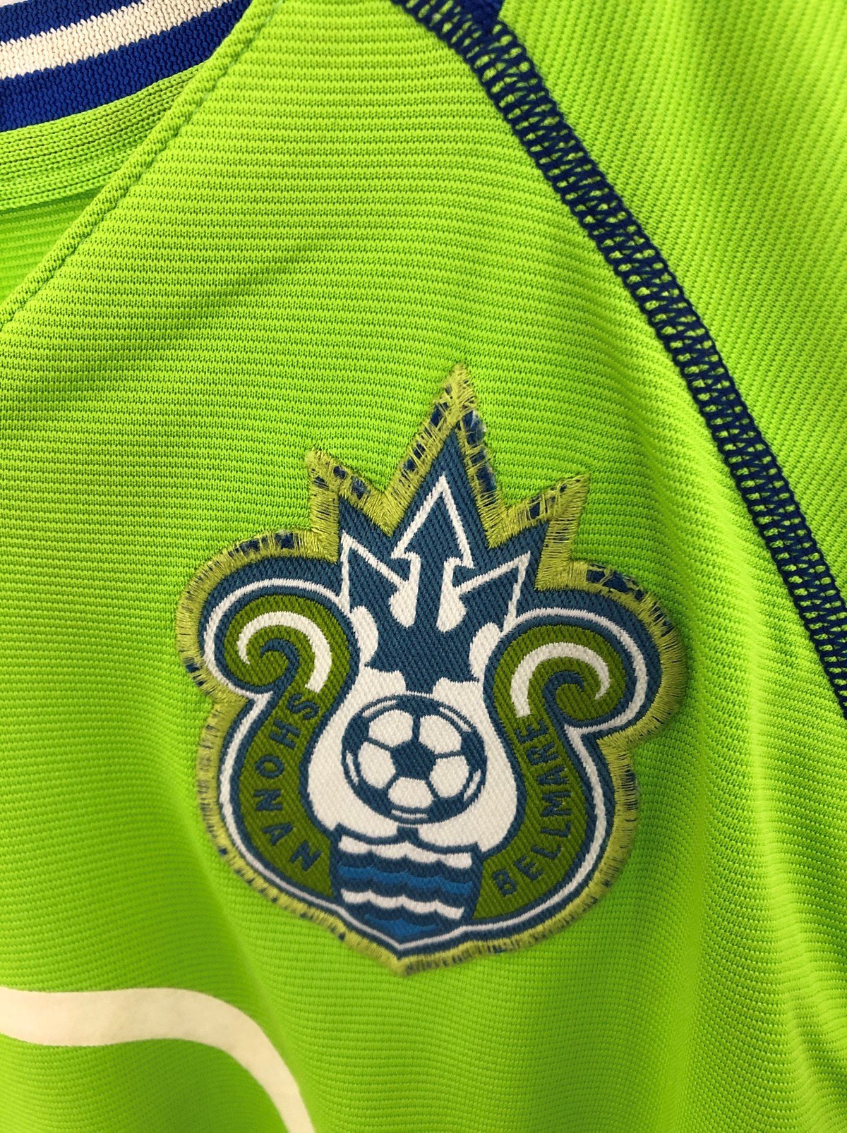 shonan-bellmare-2-2003-home-shirt-XS-puma