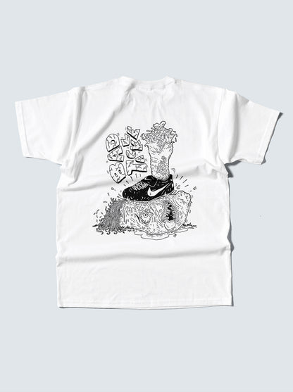 BAD TACKLE TEE