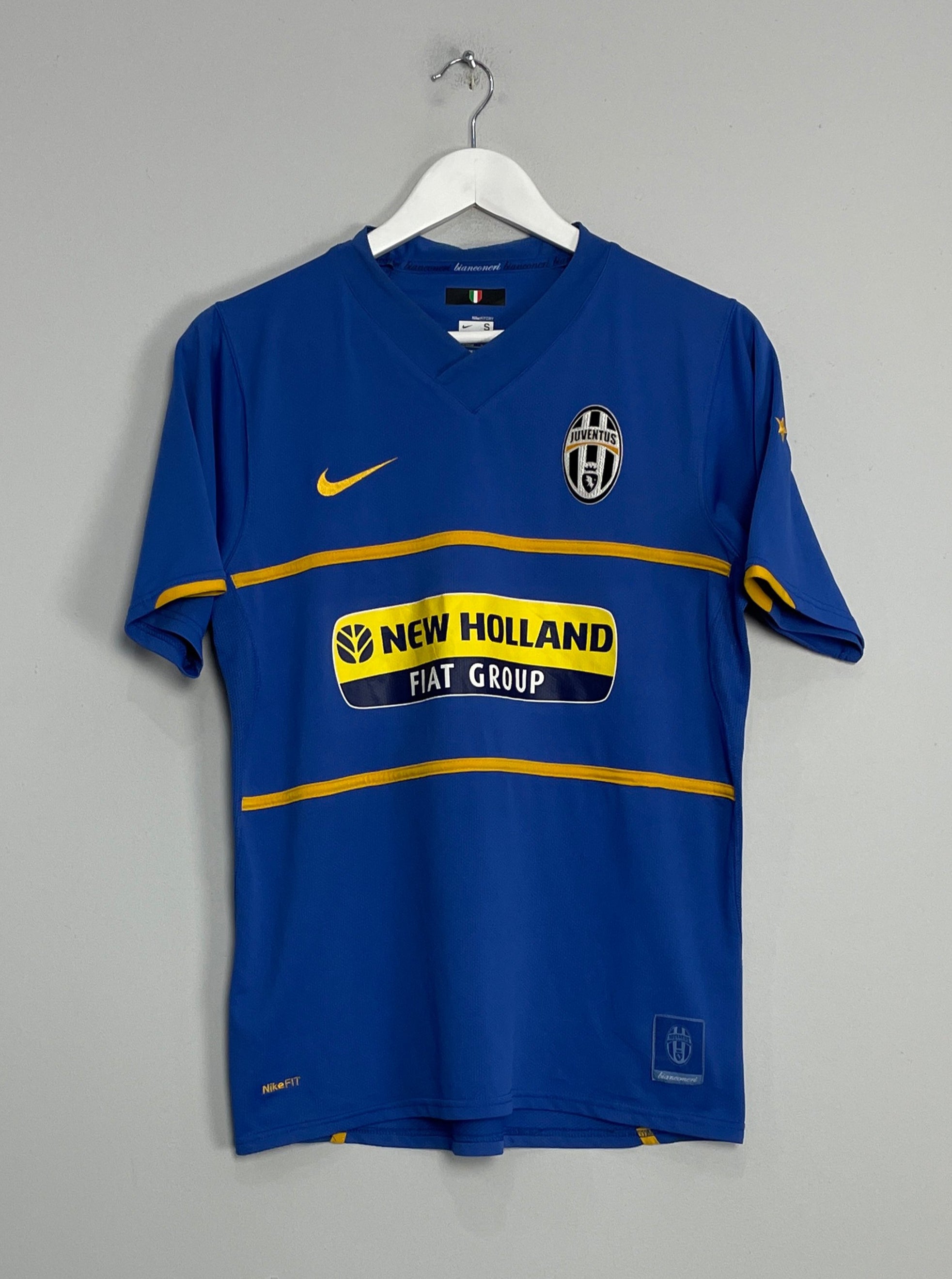Image of the Juventus shirt from the 2007/08 season
