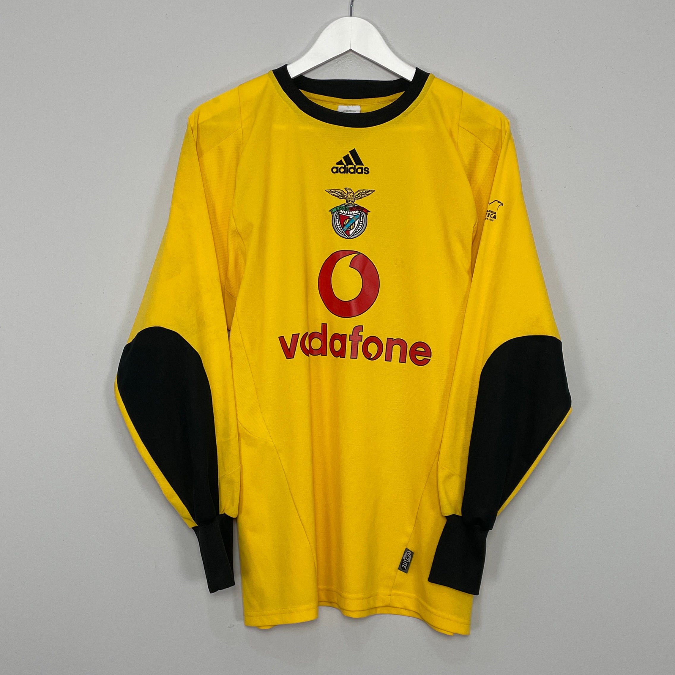 Shop 2003/05 BENFICA GK SHIRT (M) ADIDAS, classic football shirts, vintage football shirts & retro soccer jerseys at Cult Kits