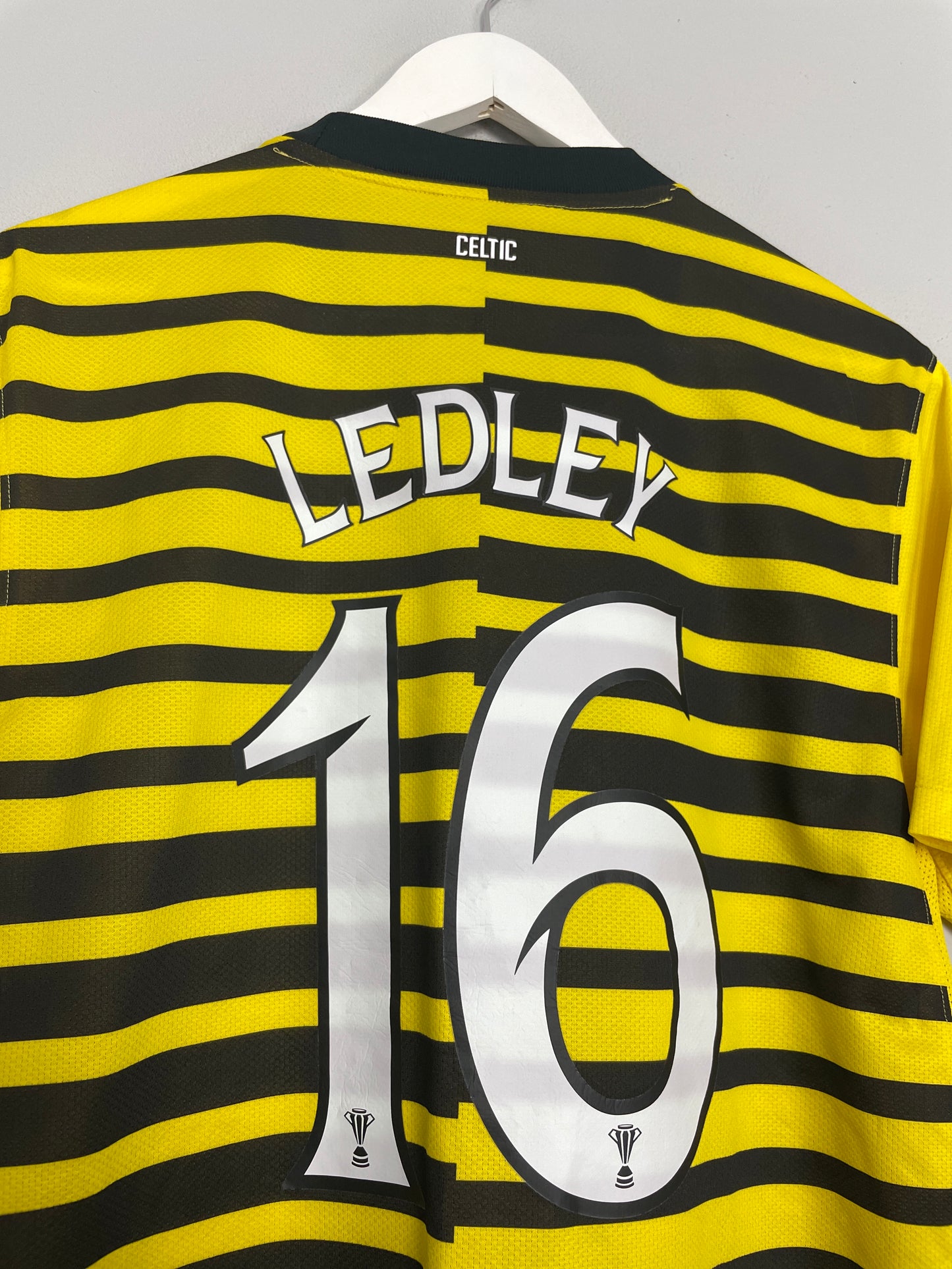 2011/12 CELTIC LEDLEY #16 THIRD SHIRT (M) NIKE