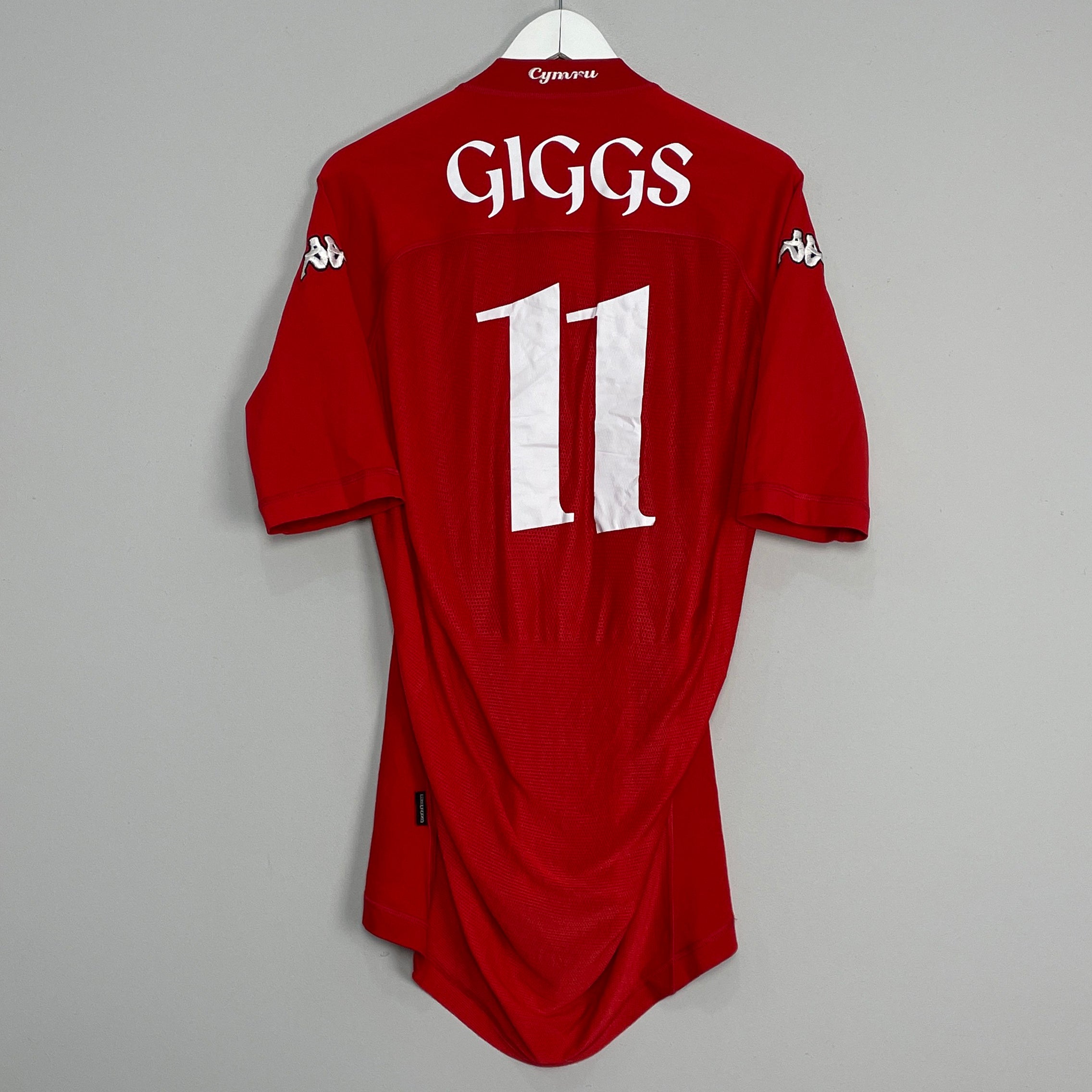 Shop 2004/06 WALES GIGGS #11 HOME SHIRT (XL) KAPPA, classic football shirts, vintage football shirts & retro soccer jerseys at Cult Kits