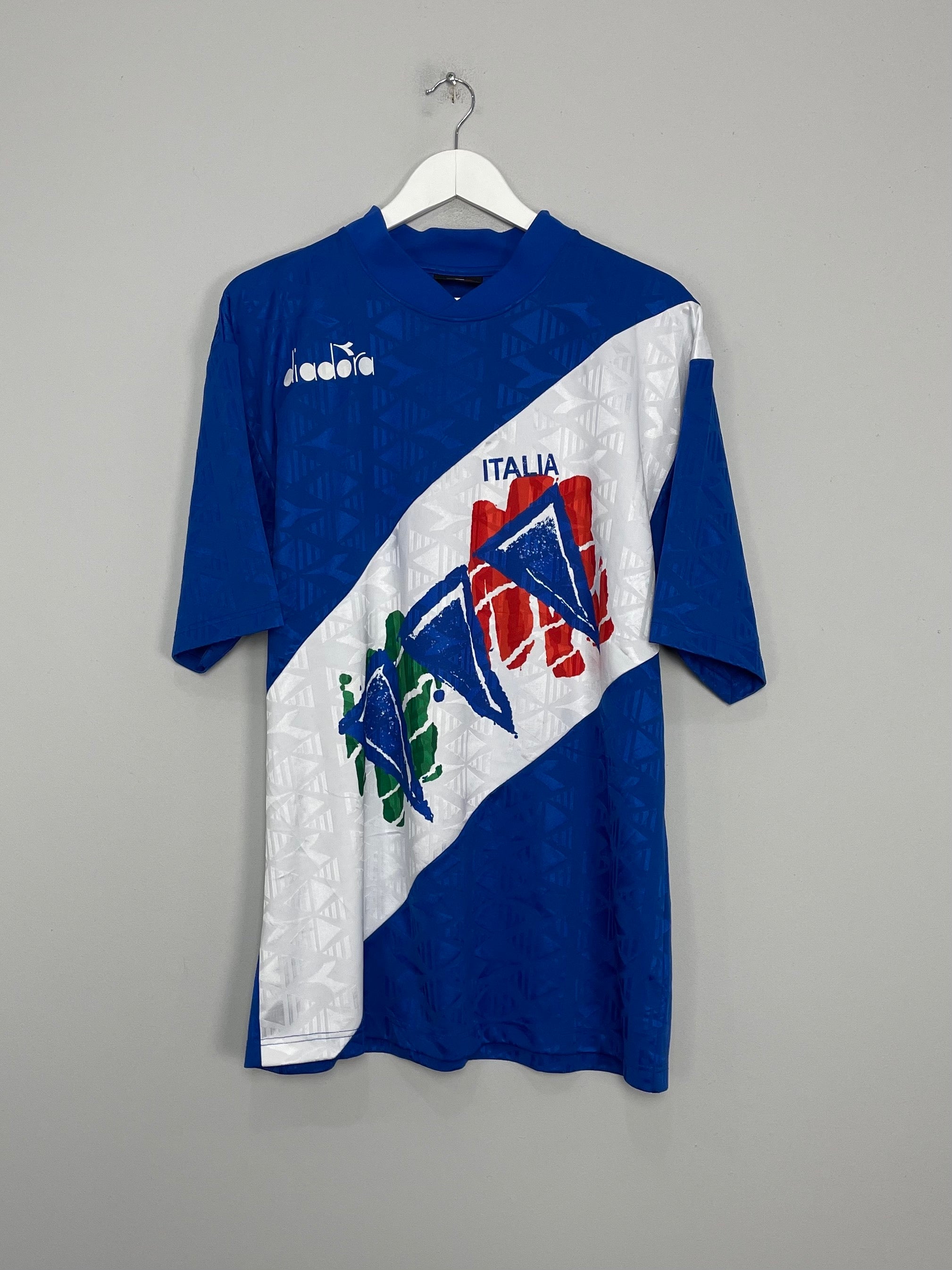 Shop 1994 ITALY TRAINING SHIRT (XL) DIADORA, classic football shirts, vintage football shirts & retro soccer jerseys at Cult Kits
