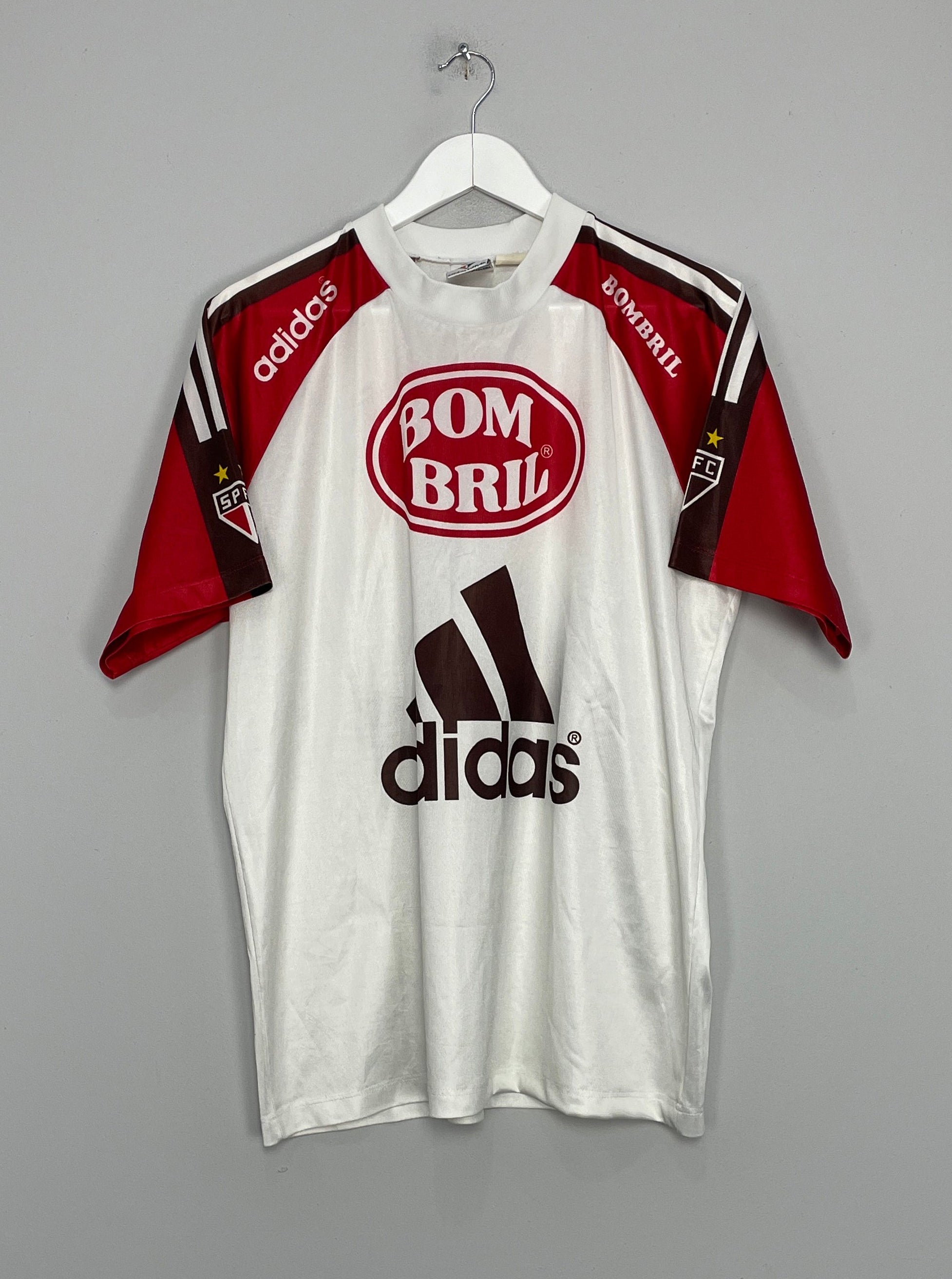 Shop 1998/99 SAO PAULO TRAINING SHIRT (M) ADIDAS, classic football shirts, vintage football shirts & retro soccer jerseys at Cult Kits