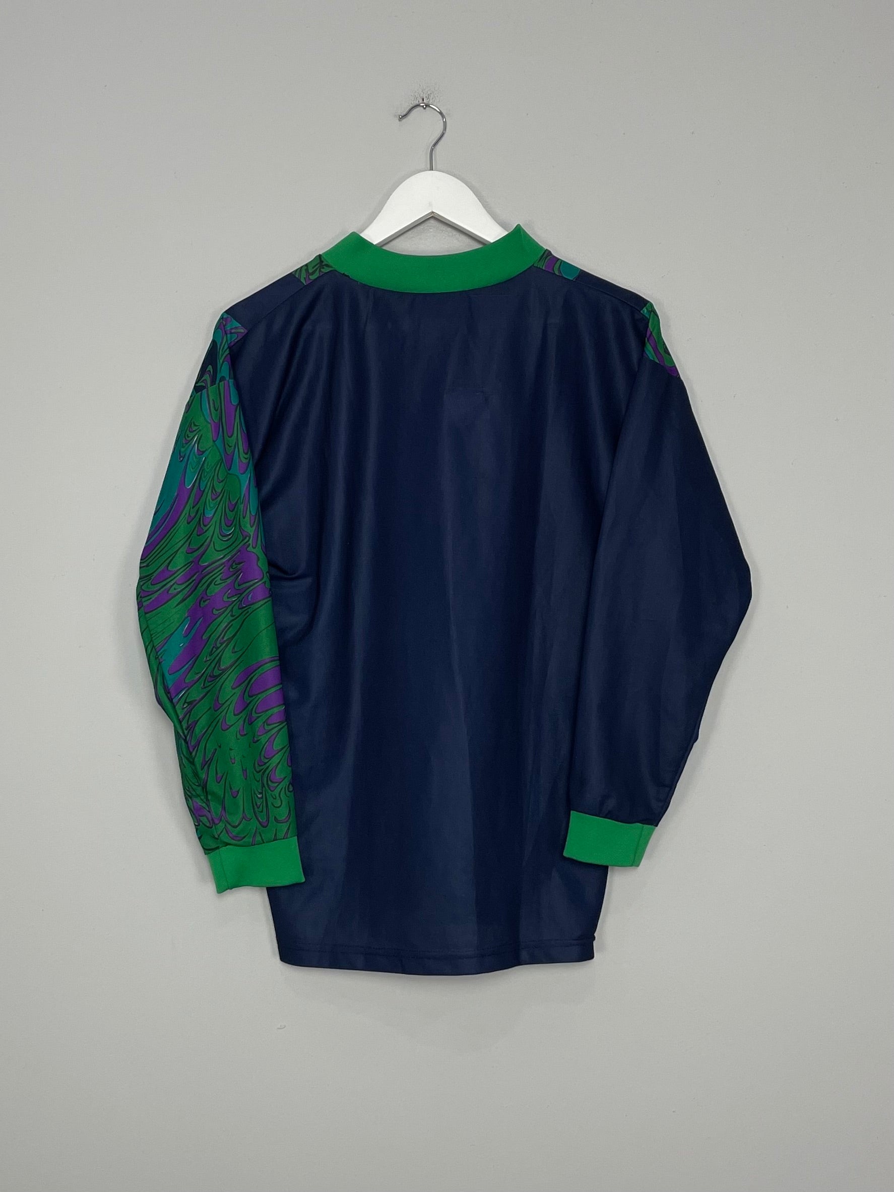 Classic Umbro Template Football Shirt