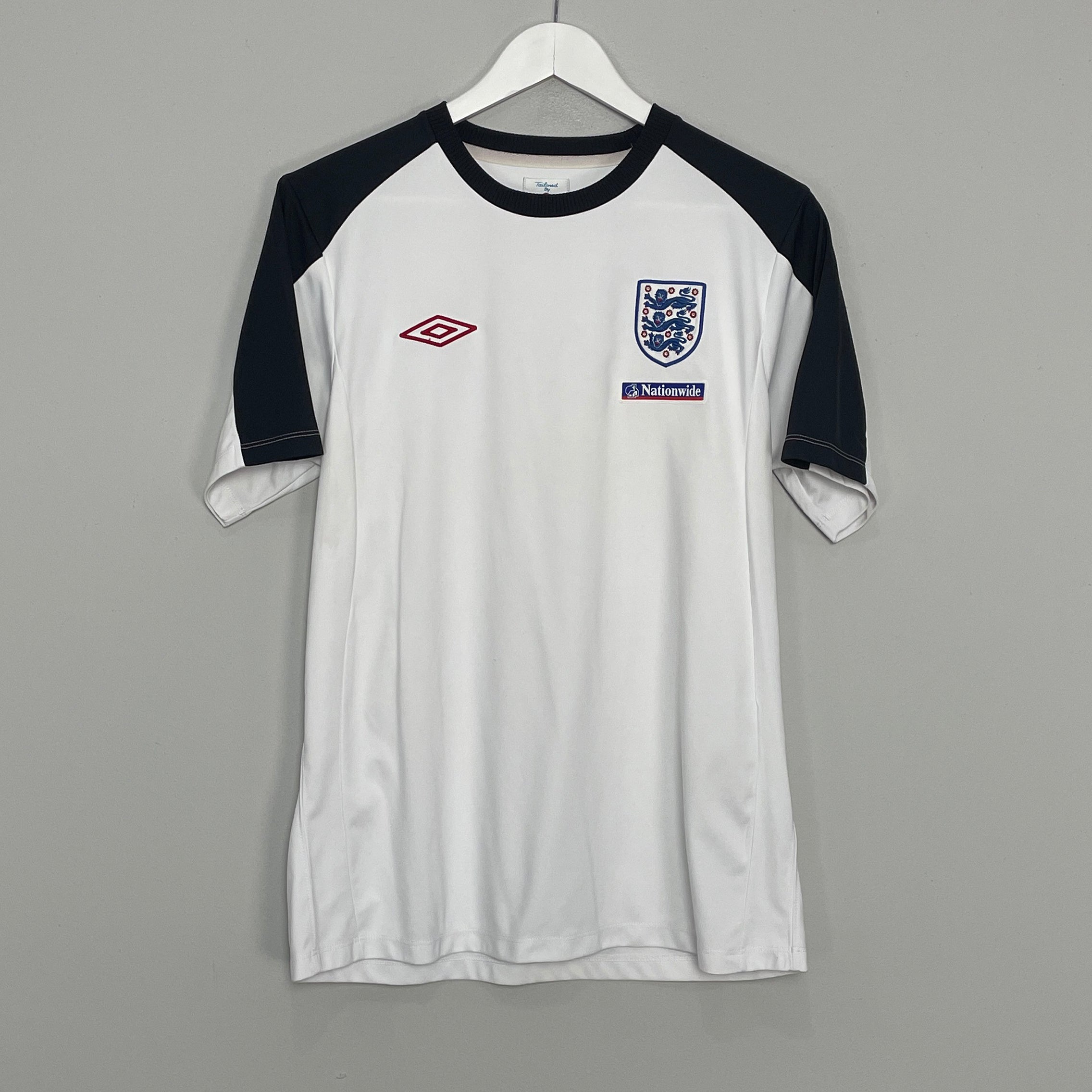 Shop 2010/11 ENGLAND TRAINING SHIRT (S*) UMBRO, classic football shirts, vintage football shirts & retro soccer jerseys at Cult Kits