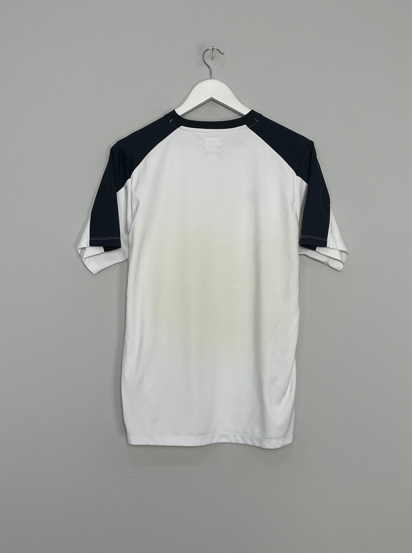 2010/11 ENGLAND TRAINING SHIRT (S*) UMBRO