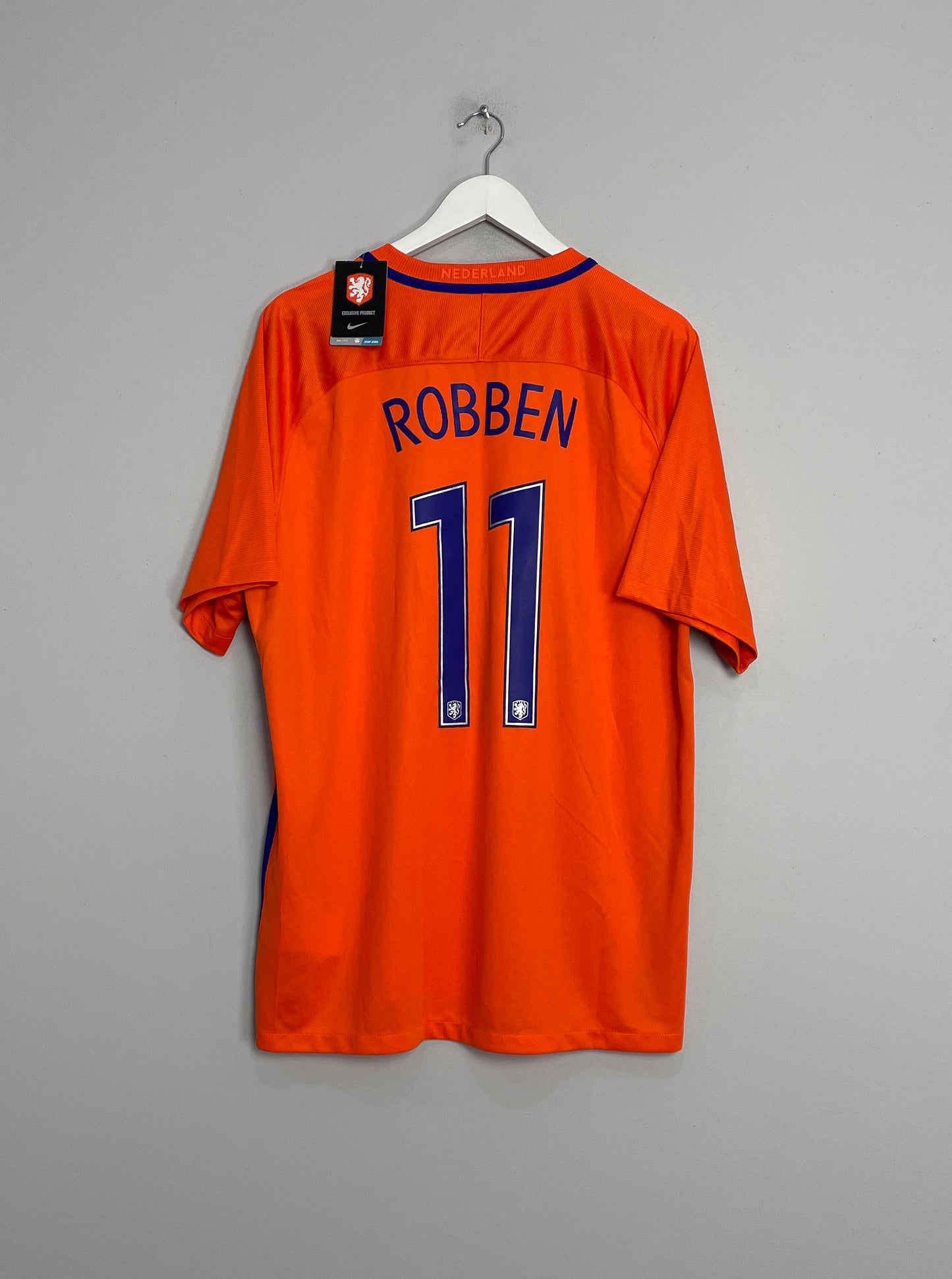 Image of the Netherlands Robben shirt from the 2016/17 season