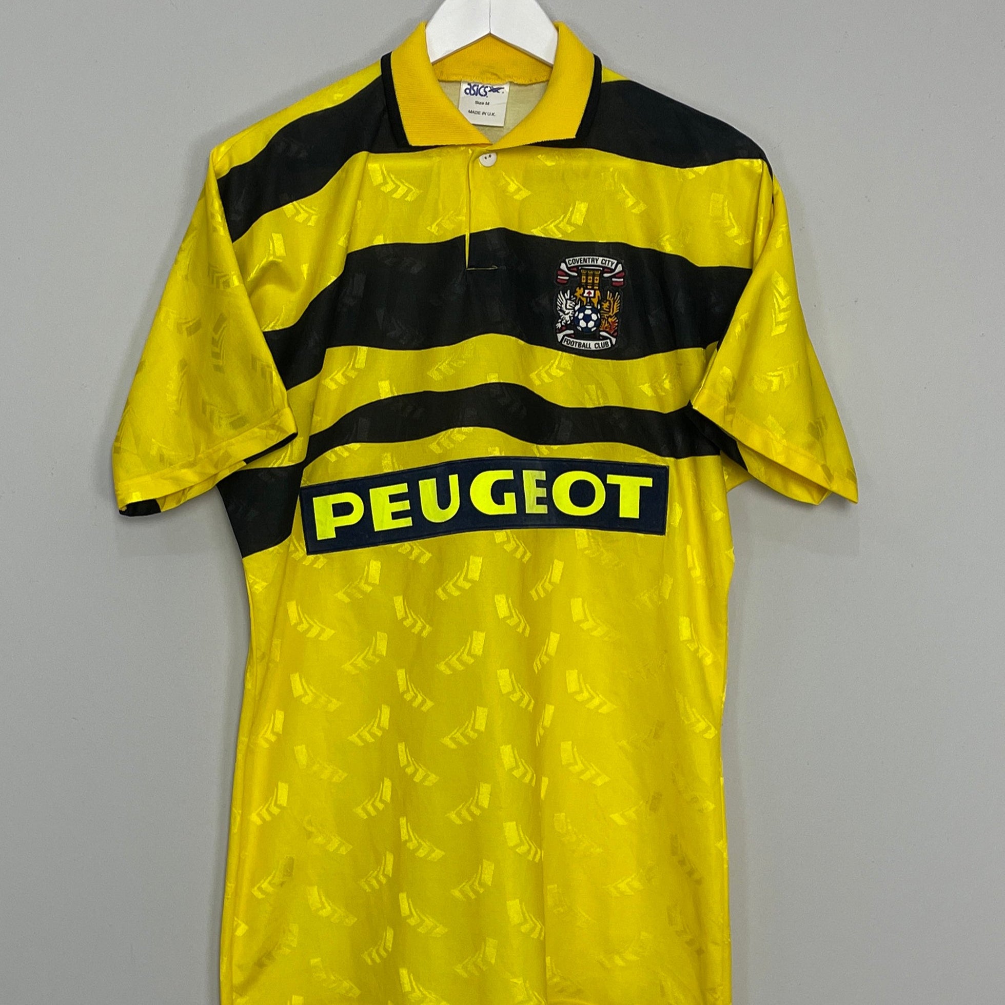 Shop 1991/92 COVENTRY AWAY SHIRT (M) ASICS, classic football shirts, vintage football shirts & retro soccer jerseys at Cult Kits