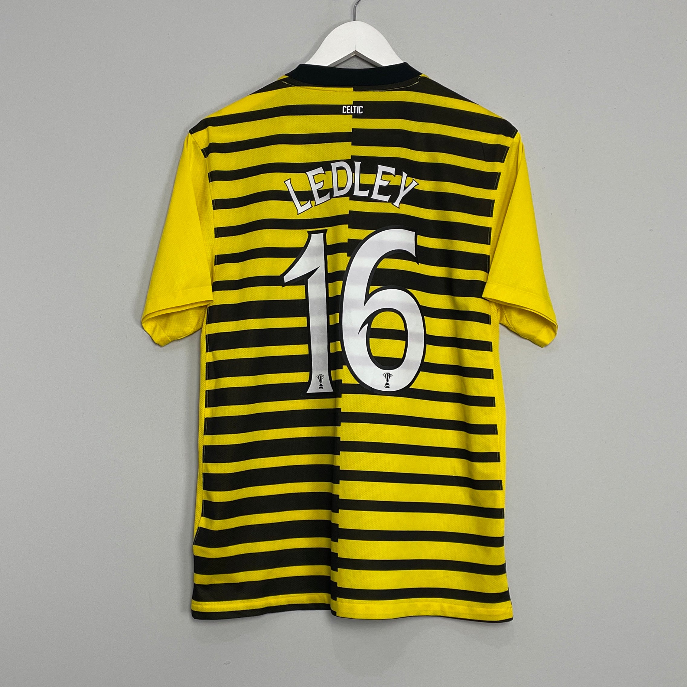 Shop 2011/12 CELTIC LEDLEY #16 THIRD SHIRT (M) NIKE, classic football shirts, vintage football shirts & retro soccer jerseys at Cult Kits