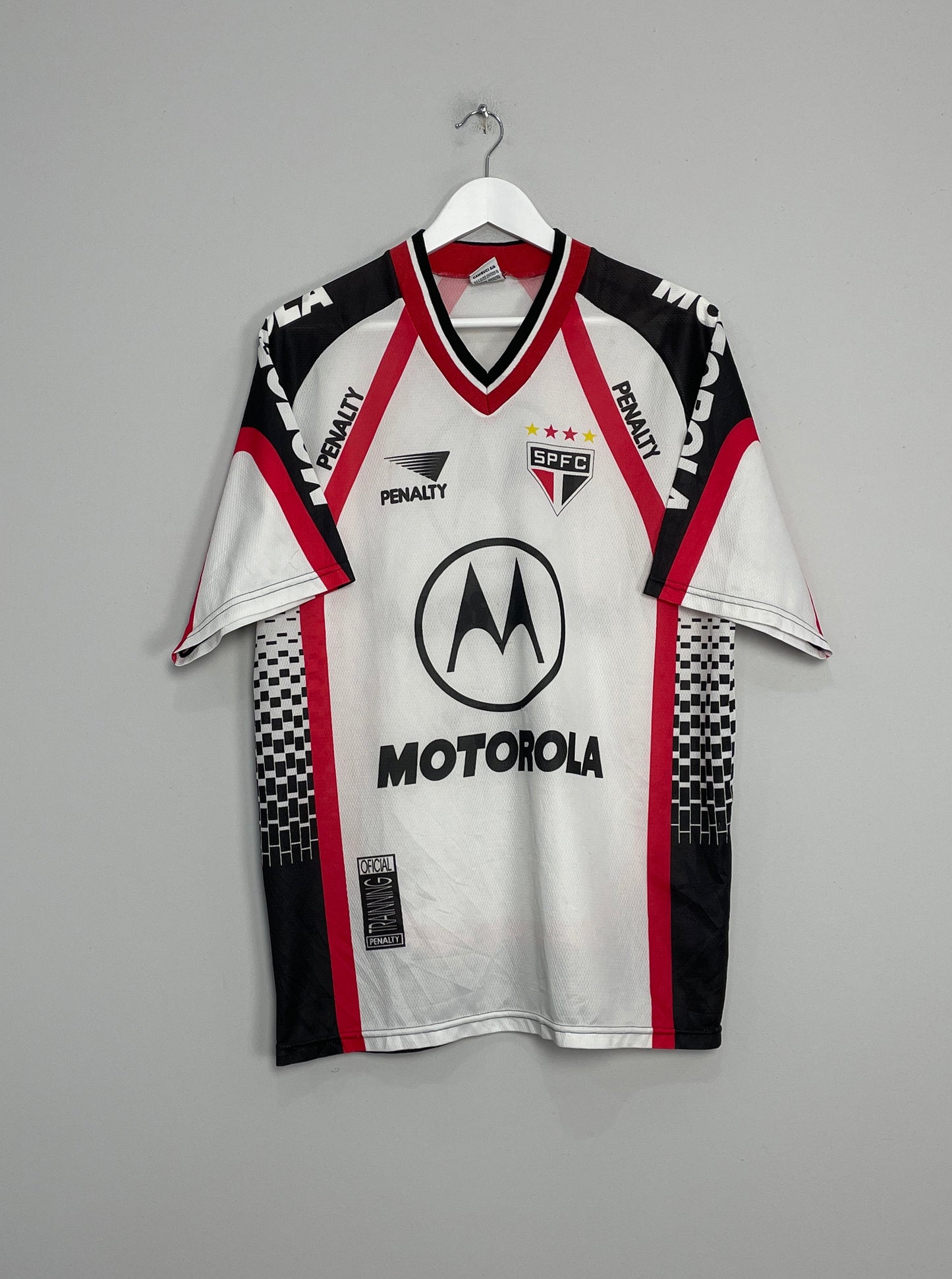 Image of the Sao Paulo training shirt from the 1999/00 season