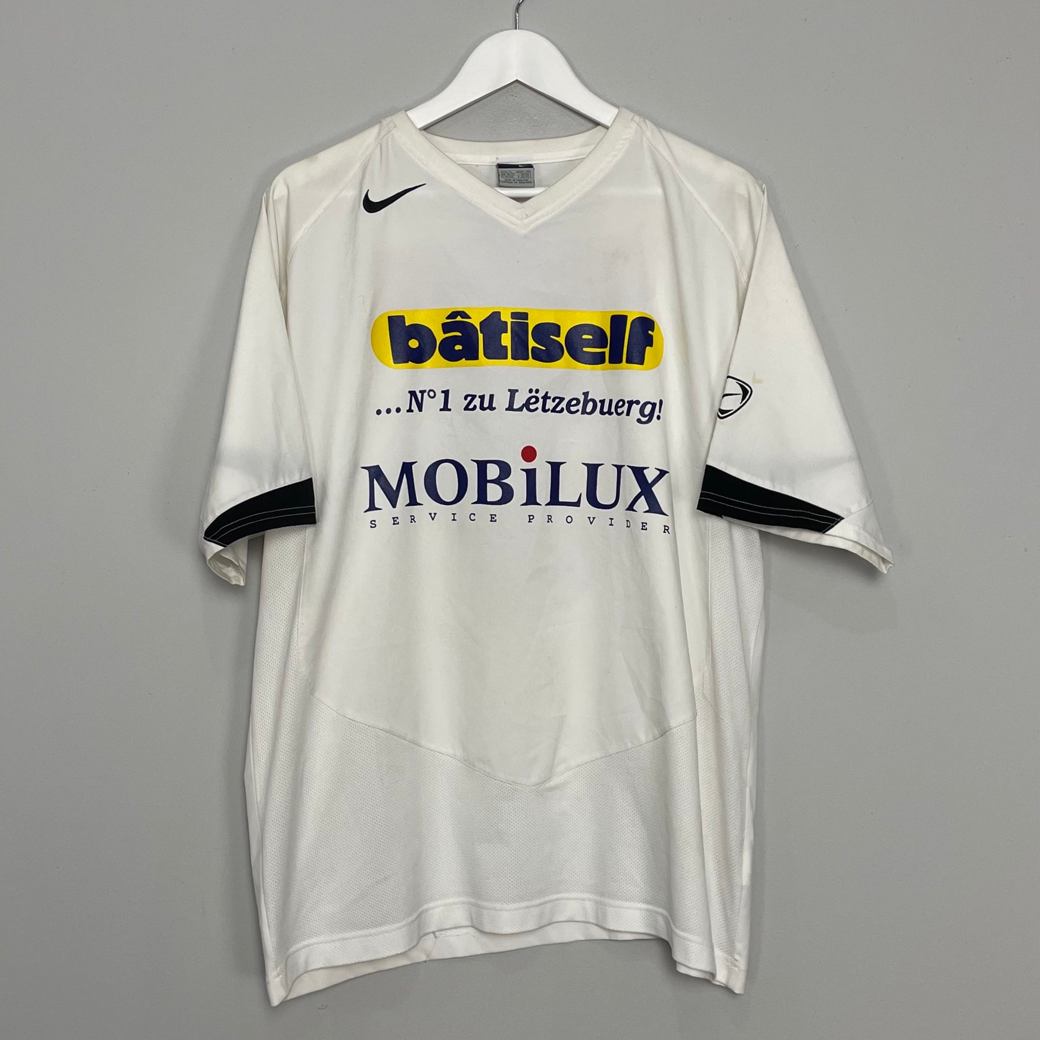 Shop 2004/05 ETZELLA ETTELBRUCK #3 HOME SHIRT (XL) NIKE, classic football shirts, vintage football shirts & retro soccer jerseys at Cult Kits