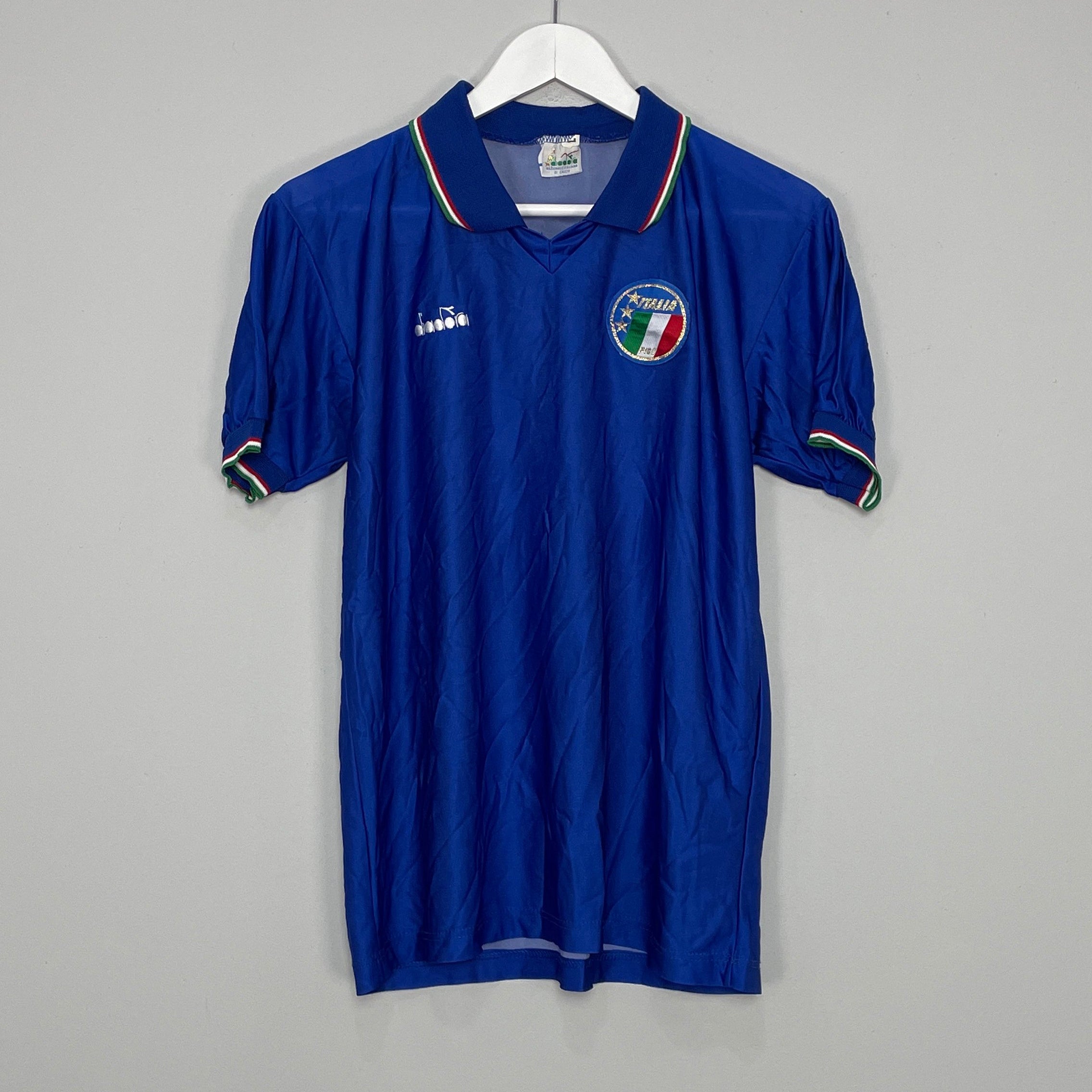 Shop 1986/90 ITALY HOME SHIRT (L) DIADORA, classic football shirts, vintage football shirts & retro soccer jerseys at Cult Kits