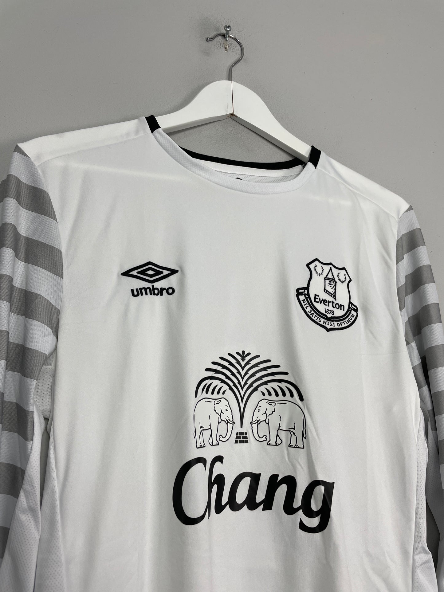 2015/16 EVERTON STONES #5 *MATCH ISSUE + SIGNED* L/S CUP AWAY SHIRT (M) UMBRO