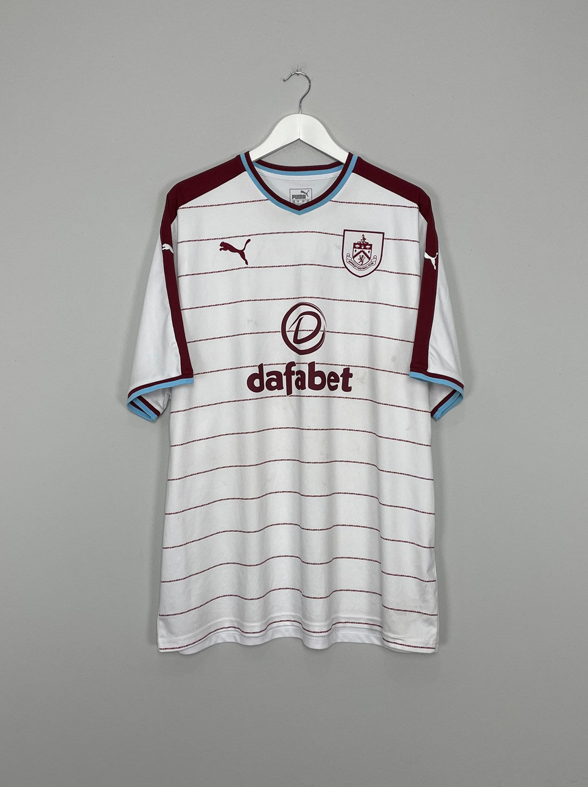 Shop 2017/18 BURNLEY AWAY SHIRT (XXXXL) PUMA, classic football shirts, vintage football shirts & retro soccer jerseys at Cult Kits