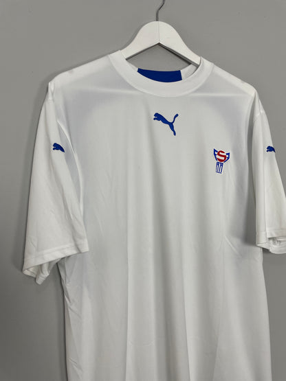 2010/11 FAROE ISLANDS HOME SHIRT (L) PUMA