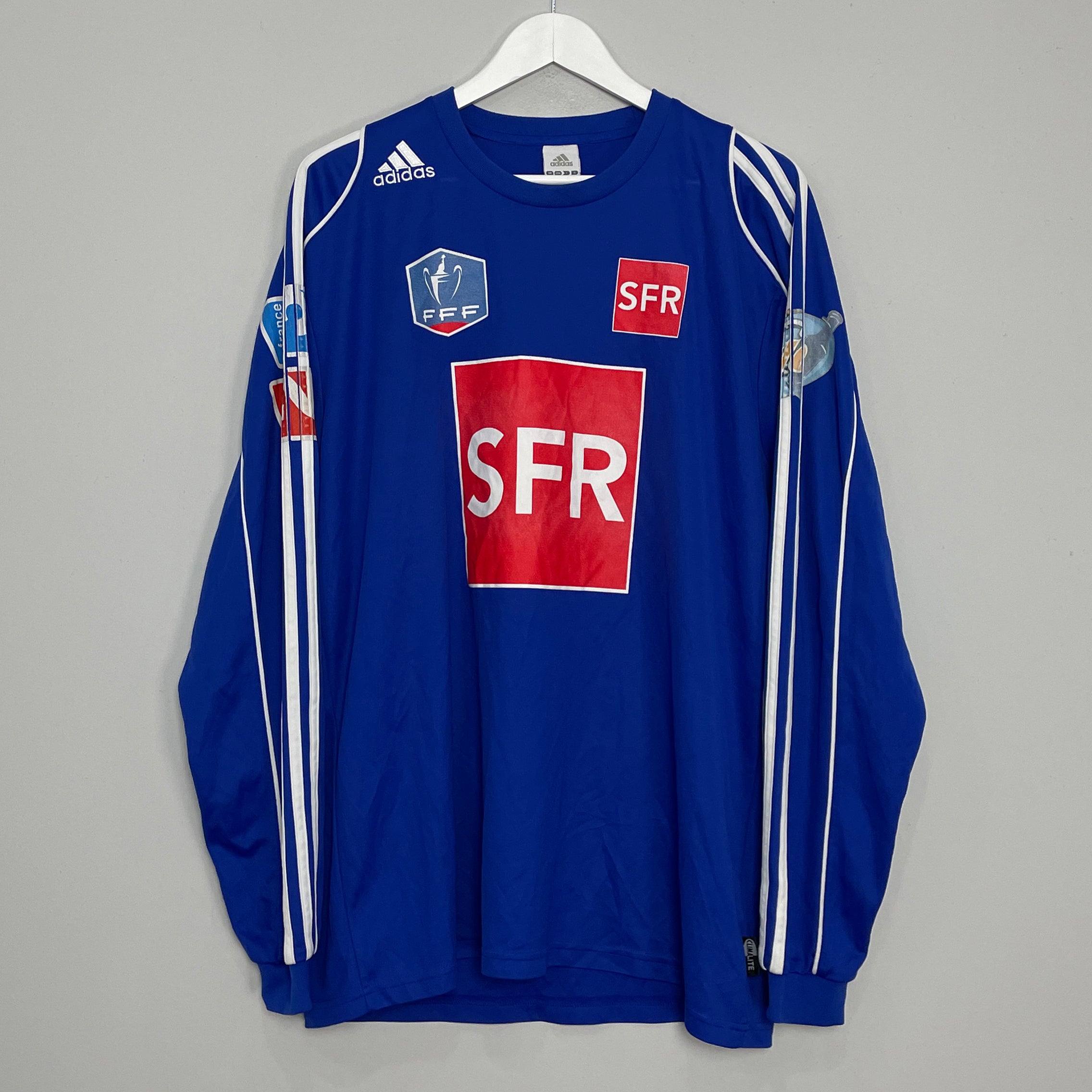 Shop 2007/08 THONON ÉVIAN GRAND GENEVE F.C. #9 L/S HOME SHIRT (XL) ADIDAS, classic football shirts, vintage football shirts & retro soccer jerseys at Cult Kits