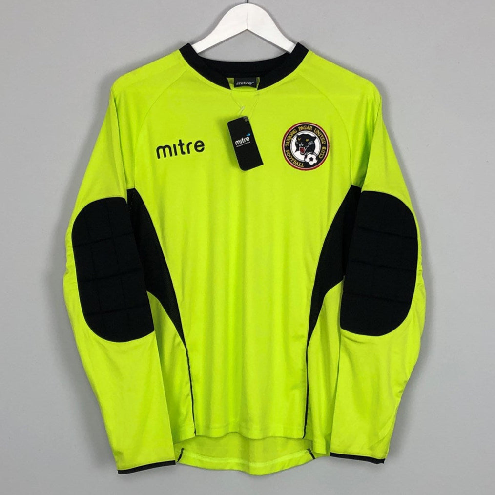 Shop 2014 TANJONG PAGAR *BNWT* GK SHIRT (M) MITRE, classic football shirts, vintage football shirts & retro soccer jerseys at Cult Kits