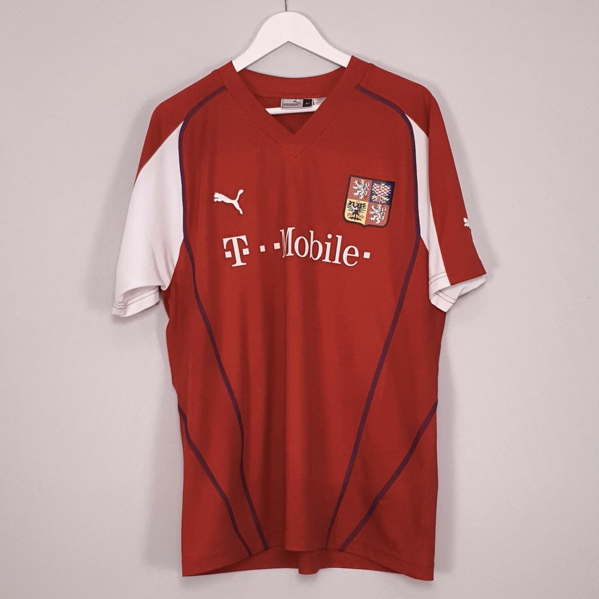 Shop 2003/04 CZECH REPUBLIC HOME SHIRT (XL) PUMA, classic football shirts, vintage football shirts & retro soccer jerseys at Cult Kits