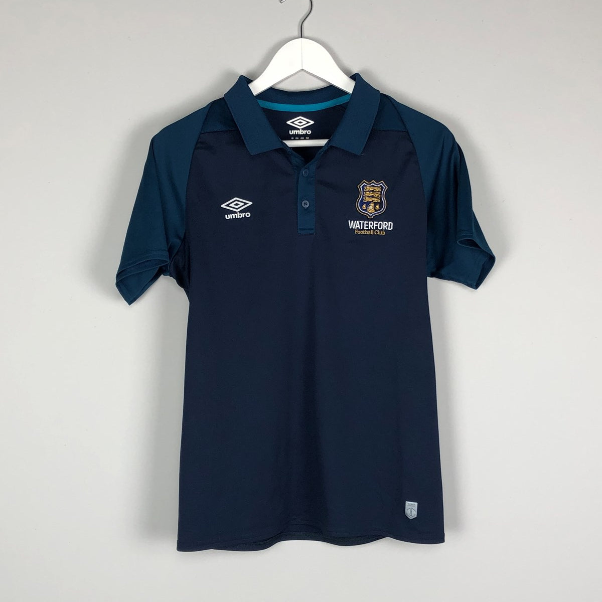 Shop 2019/20 WATERFORD FC UMBRO TRAINING POLO SHIRT (S), classic football shirts, vintage football shirts & retro soccer jerseys at Cult Kits