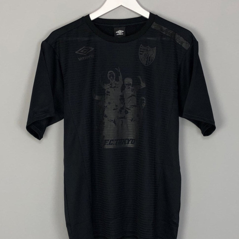 Shop 2018 FC TOKYO UMBRO BLACKOUT SHIRT (M), classic football shirts, vintage football shirts & retro soccer jerseys at Cult Kits