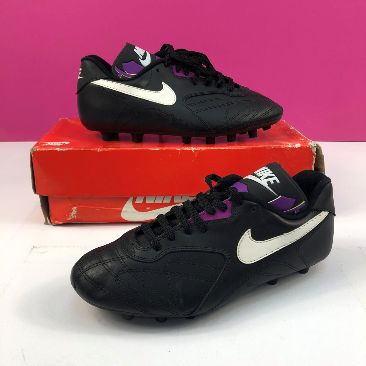 Shop 1990s Nike Treviso *Brand New* Football Boots, classic football shirts, vintage football shirts & retro soccer jerseys at Cult Kits